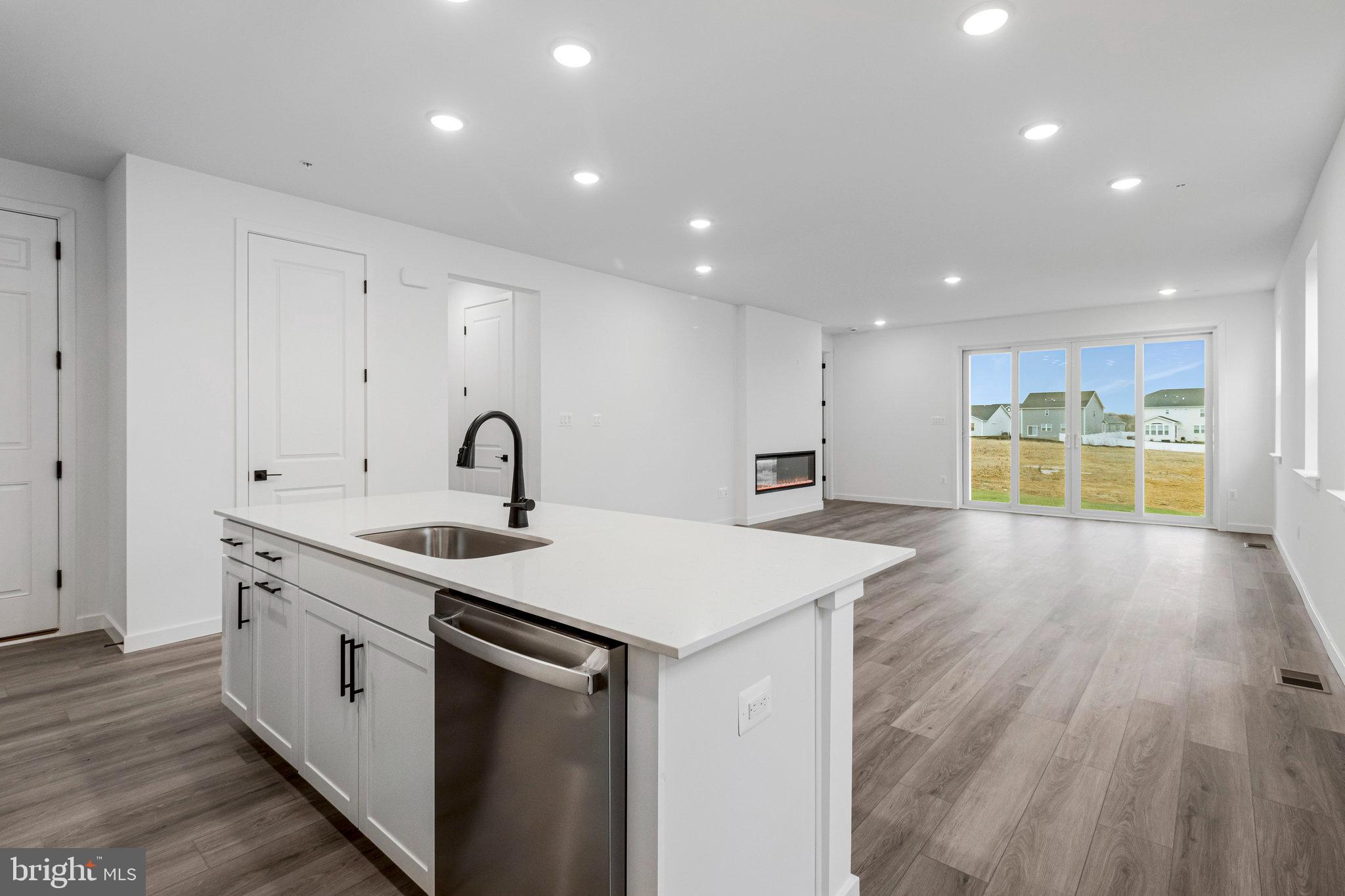 ELMWOOD FARM - Residential