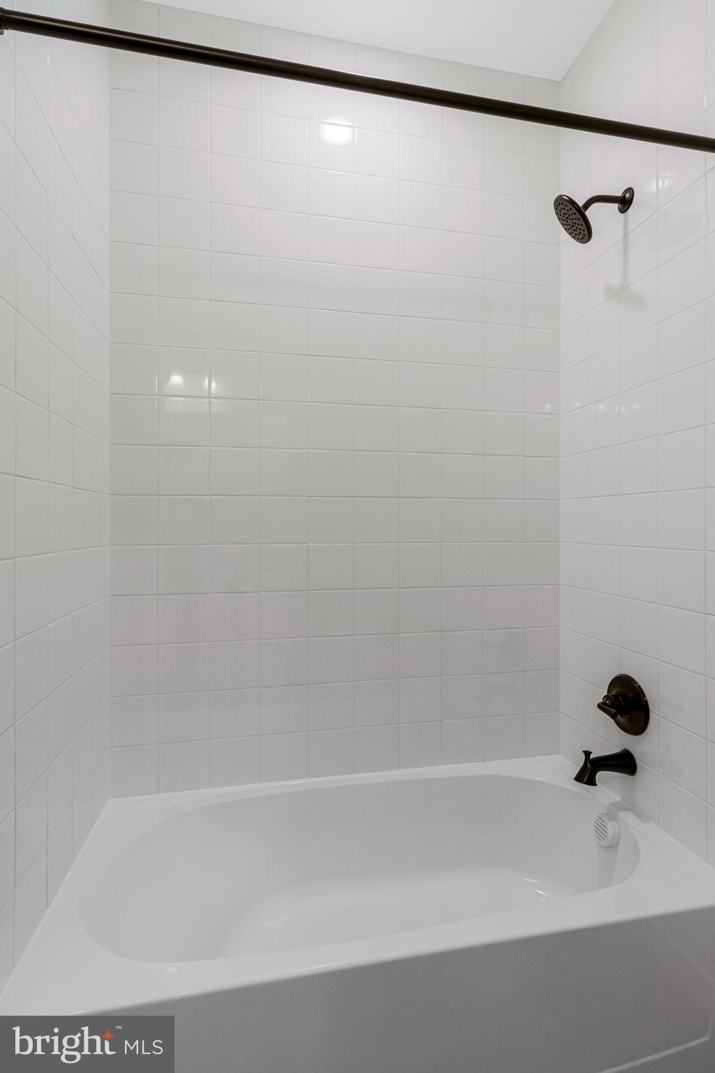 ELMWOOD FARM - Residential