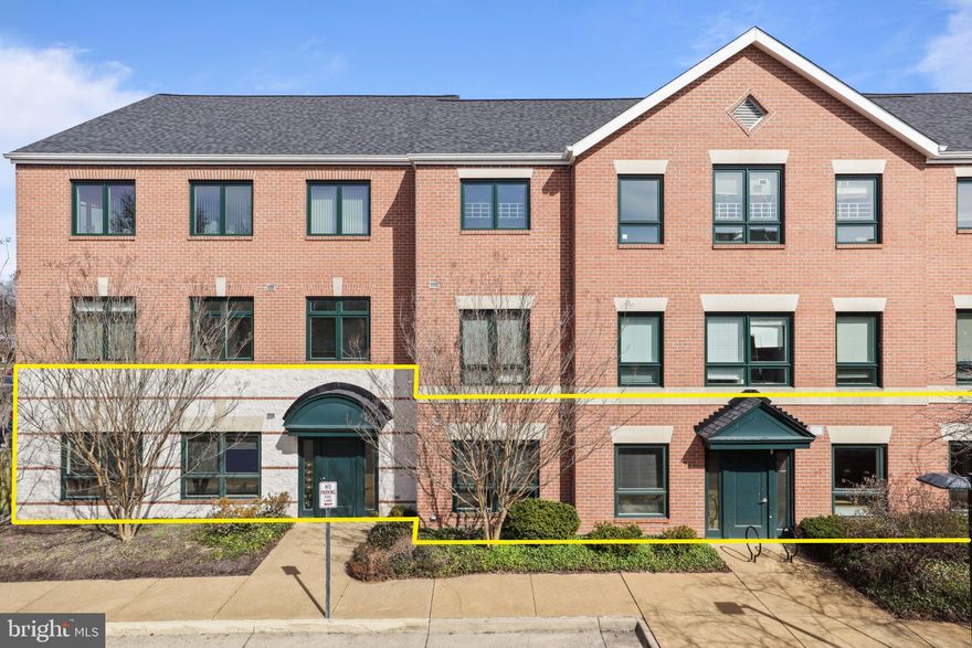 Welcome to The Courtyards of Alexandria: Where Modern Meets Productive. Situated in the heart of Franconia/Alexandria and just a mile away from the new INOVA Springfield Hospital, this Design Studio space offers a prime opportunity for conversion into medical offices, a health clinic, or even a daycare center.
Spanning 4500 square feet, our office features both open, collaborative workspaces and private cubicles, promoting creativity and teamwork among your team. The conference room boasts top-notch technology for seamless meetings and presentations, while the well-equipped kitchen and break area keep you fueled throughout the day.
With expansive parking available and a picturesque courtyard, convenience and beauty go hand in hand. Plus, with easy access to Springfield metro, 395, and 495, commuting is a breeze.
Don't miss out on the potential of this valuable piece of commercial real estate. Seize the opportunity now at The Courtyards of Alexandria!