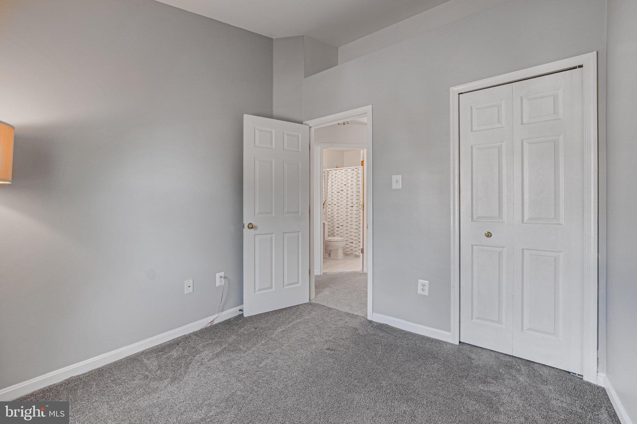 MILESTONE TOWNHOUSES - Residential