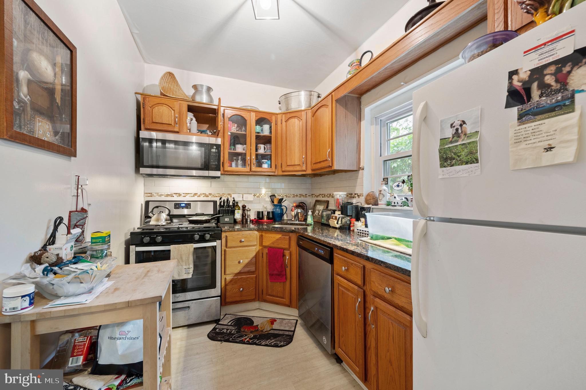 PASSYUNK SQUARE - Residential Income