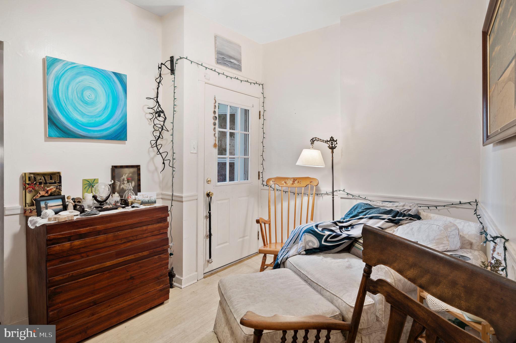 PASSYUNK SQUARE - Residential Income