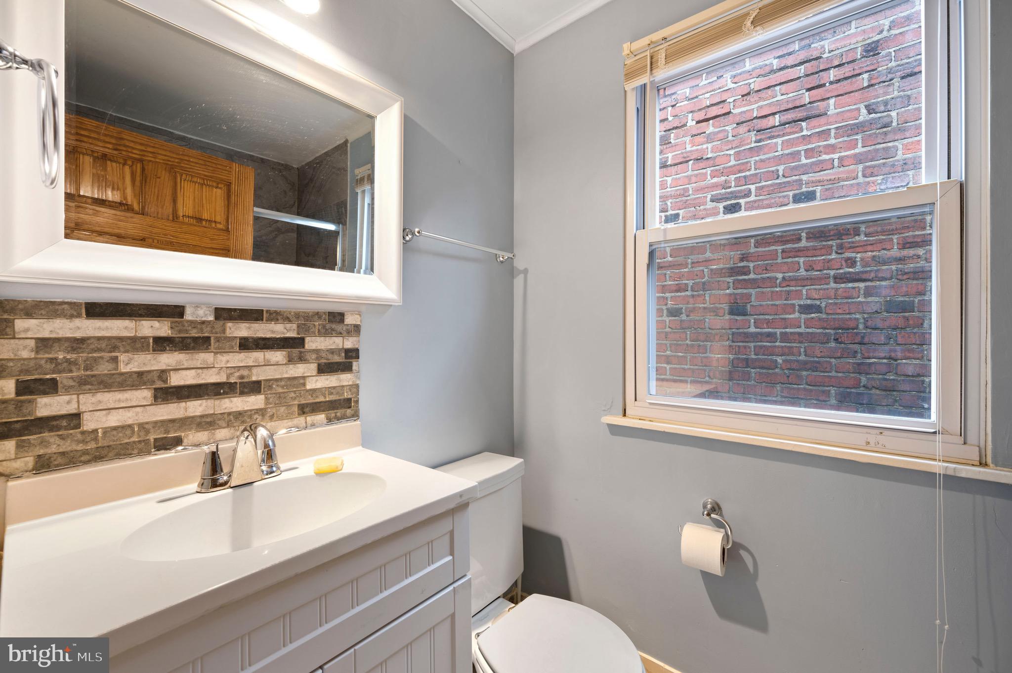 PASSYUNK SQUARE - Residential Income