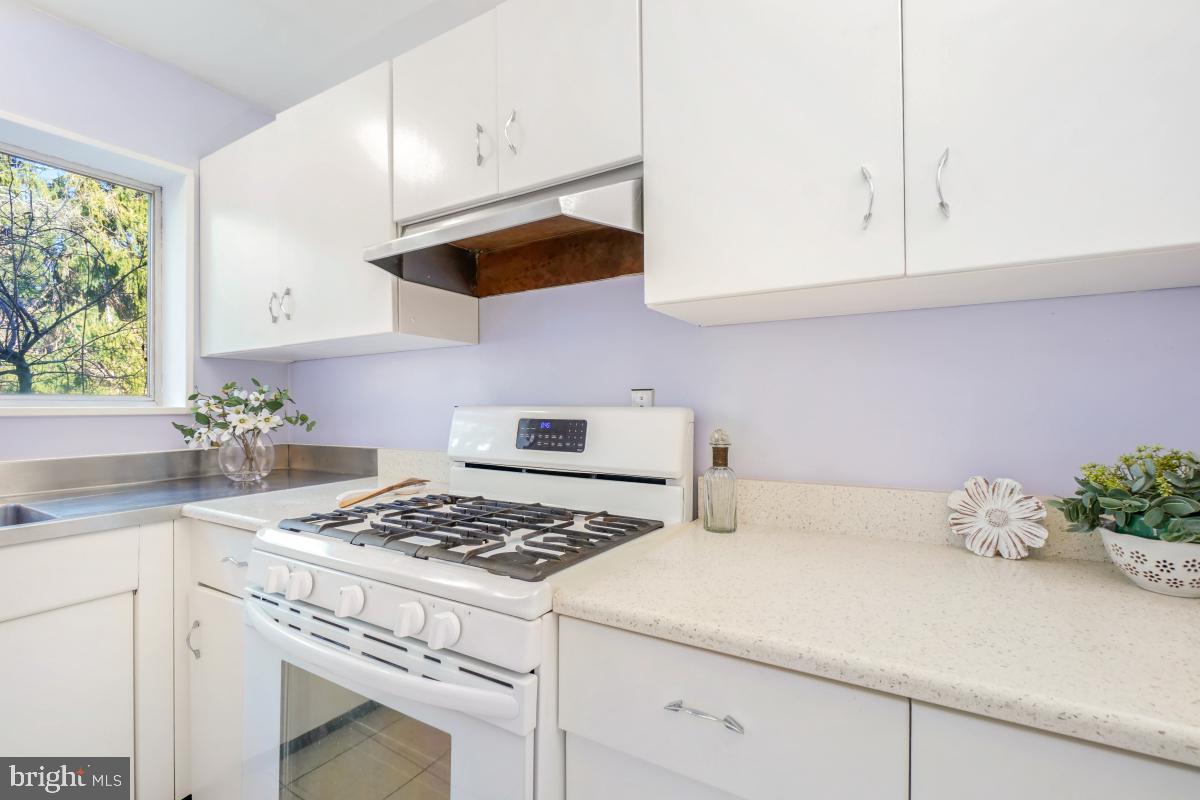 PARKSIDE CONDOMINIUMS - Residential