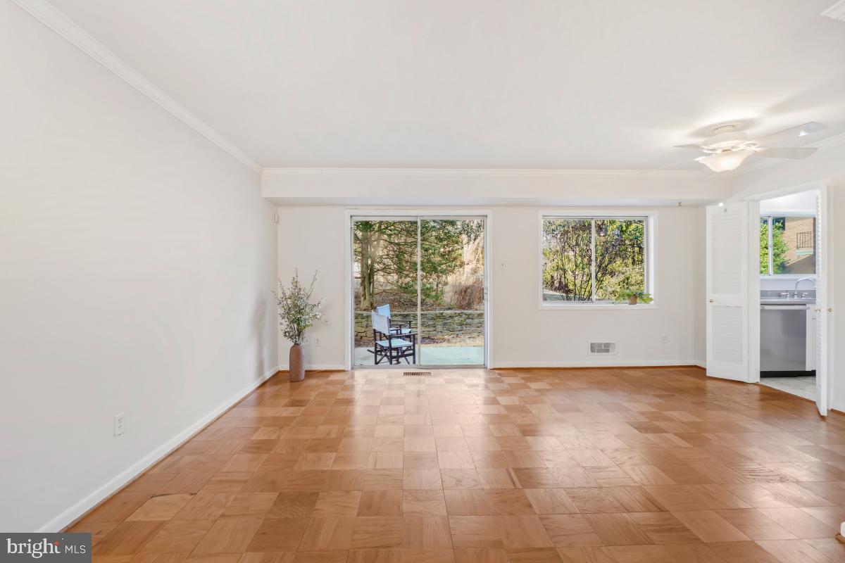 PARKSIDE CONDOMINIUMS - Residential