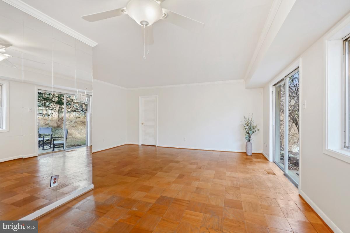 PARKSIDE CONDOMINIUMS - Residential