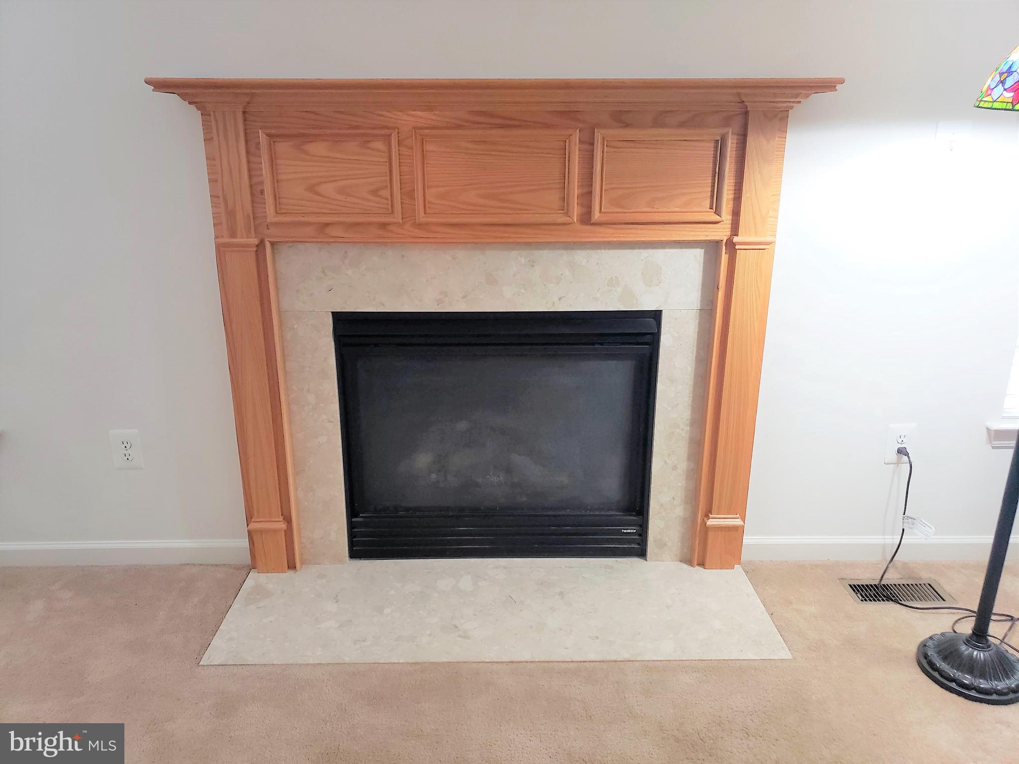 THREE FLAGS - Residential