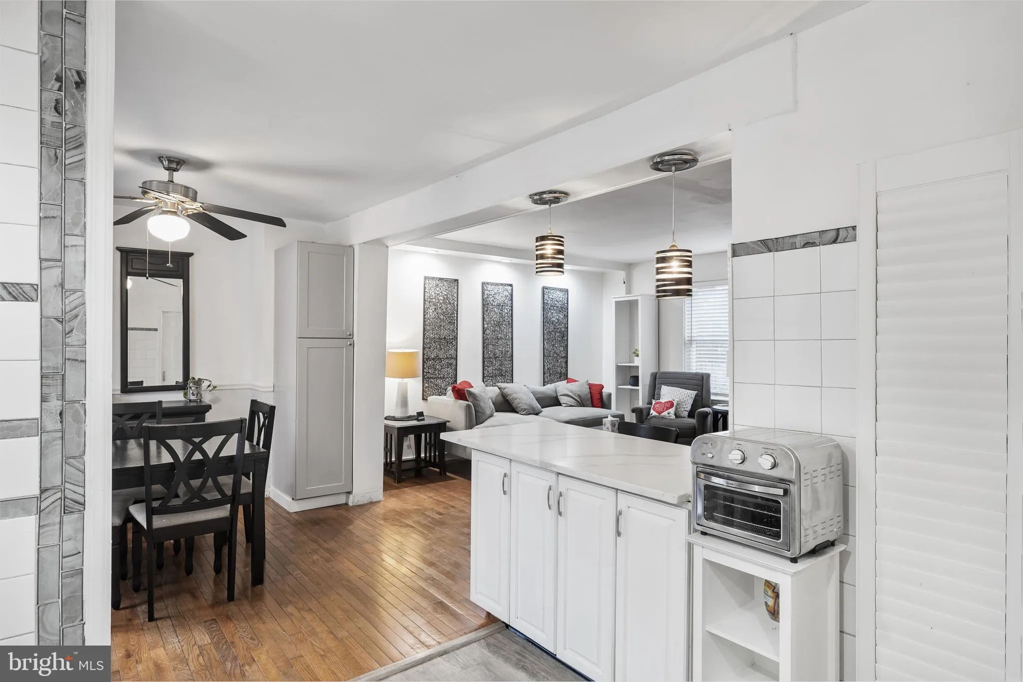 Moorestown, New Jersey 08057, United States, 2 Bedrooms Bedrooms, ,2 BathroomsBathrooms,Residential,Pending,18775