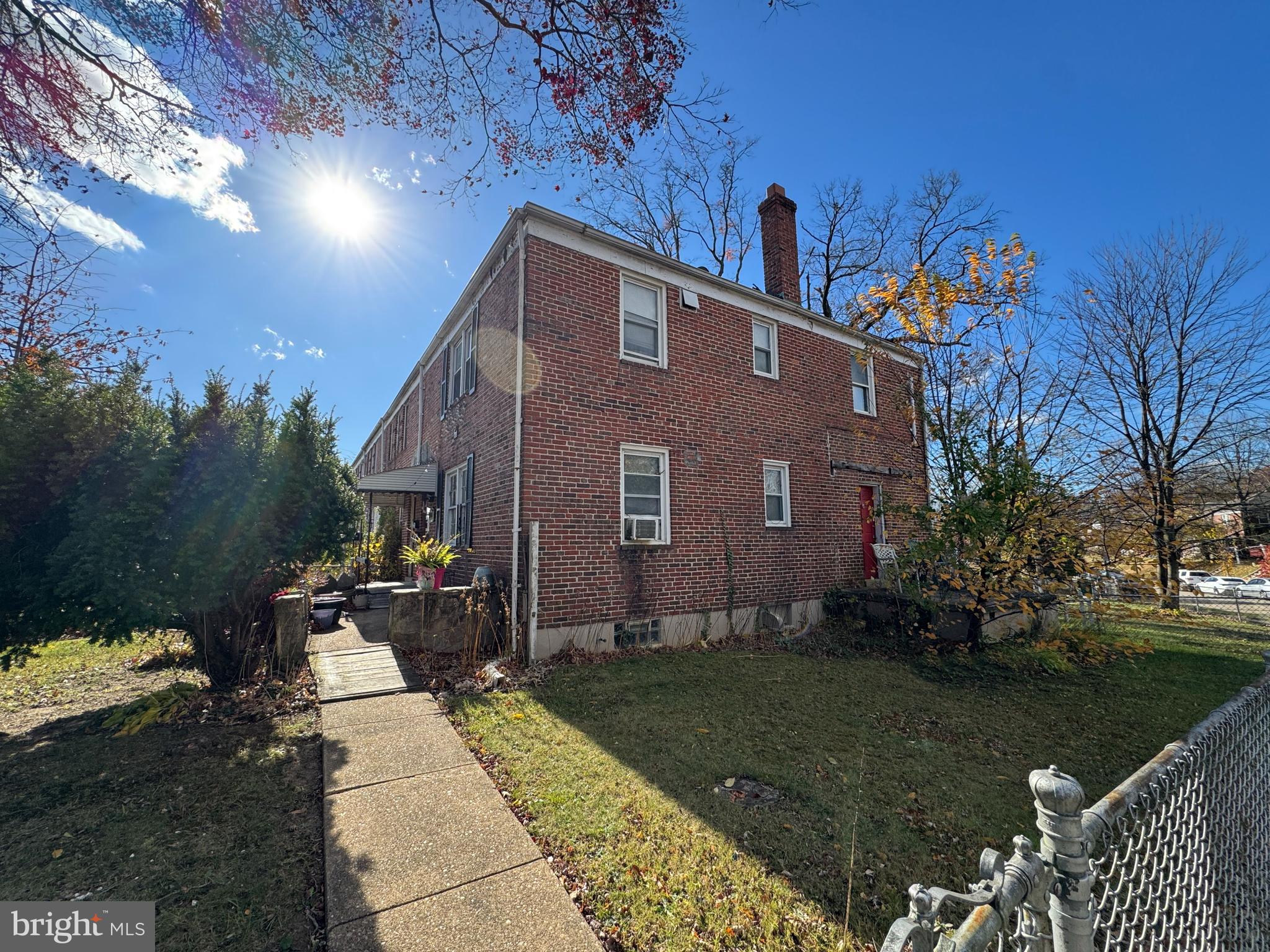 GLEN OAKS - Residential