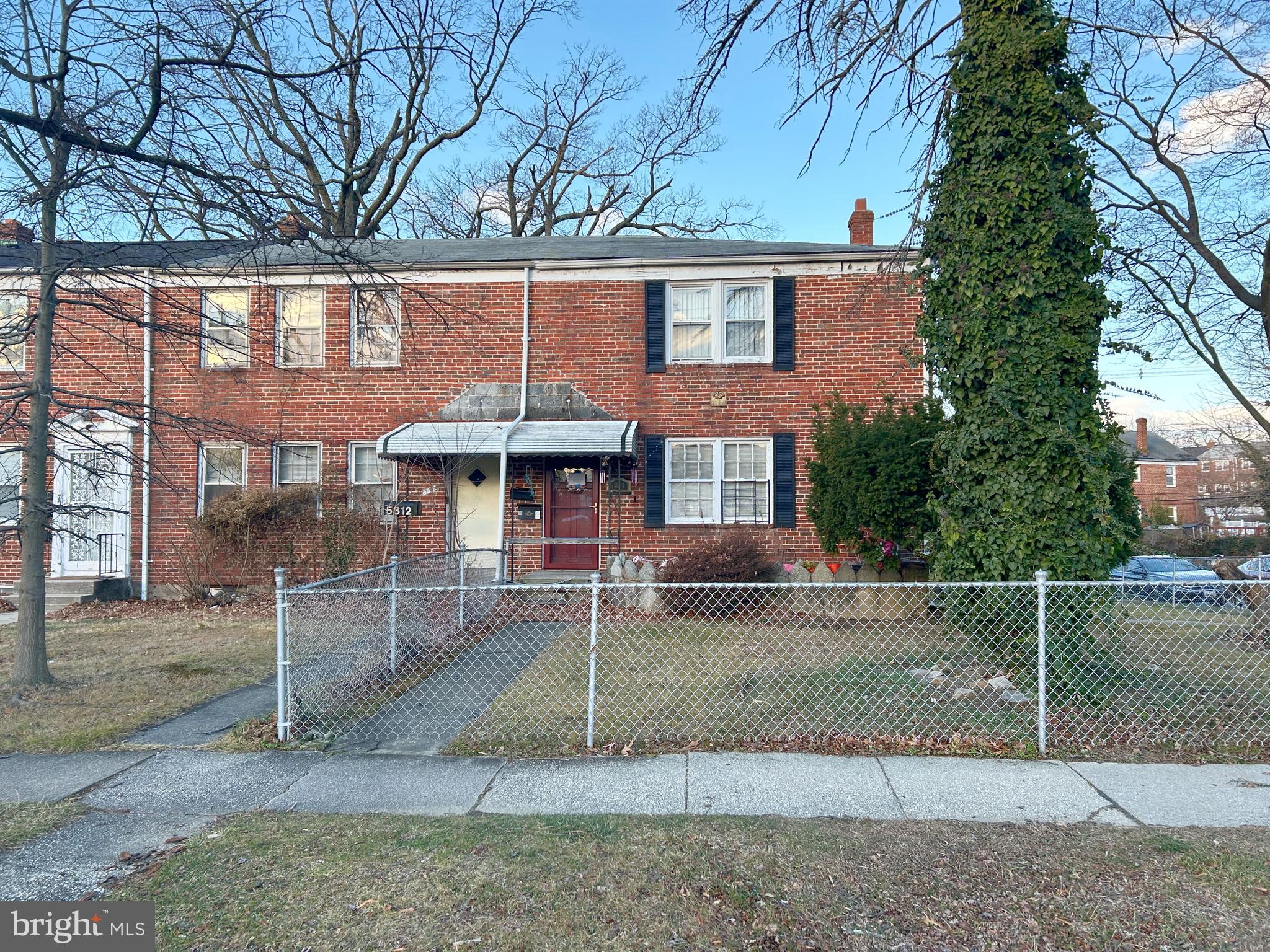 GLEN OAKS - Residential