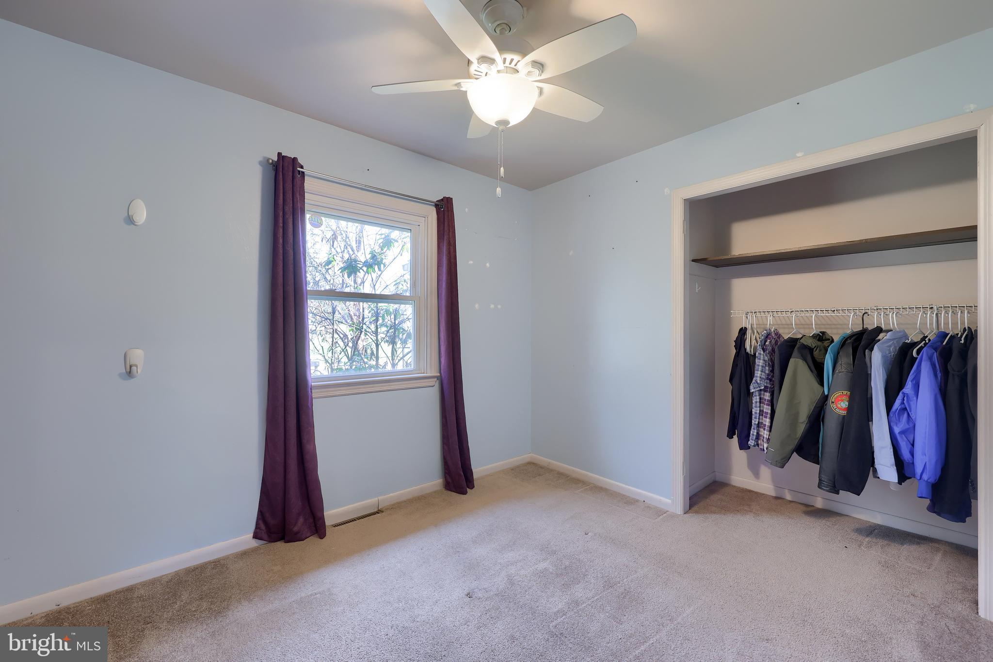 QUAKER HILLS - Residential