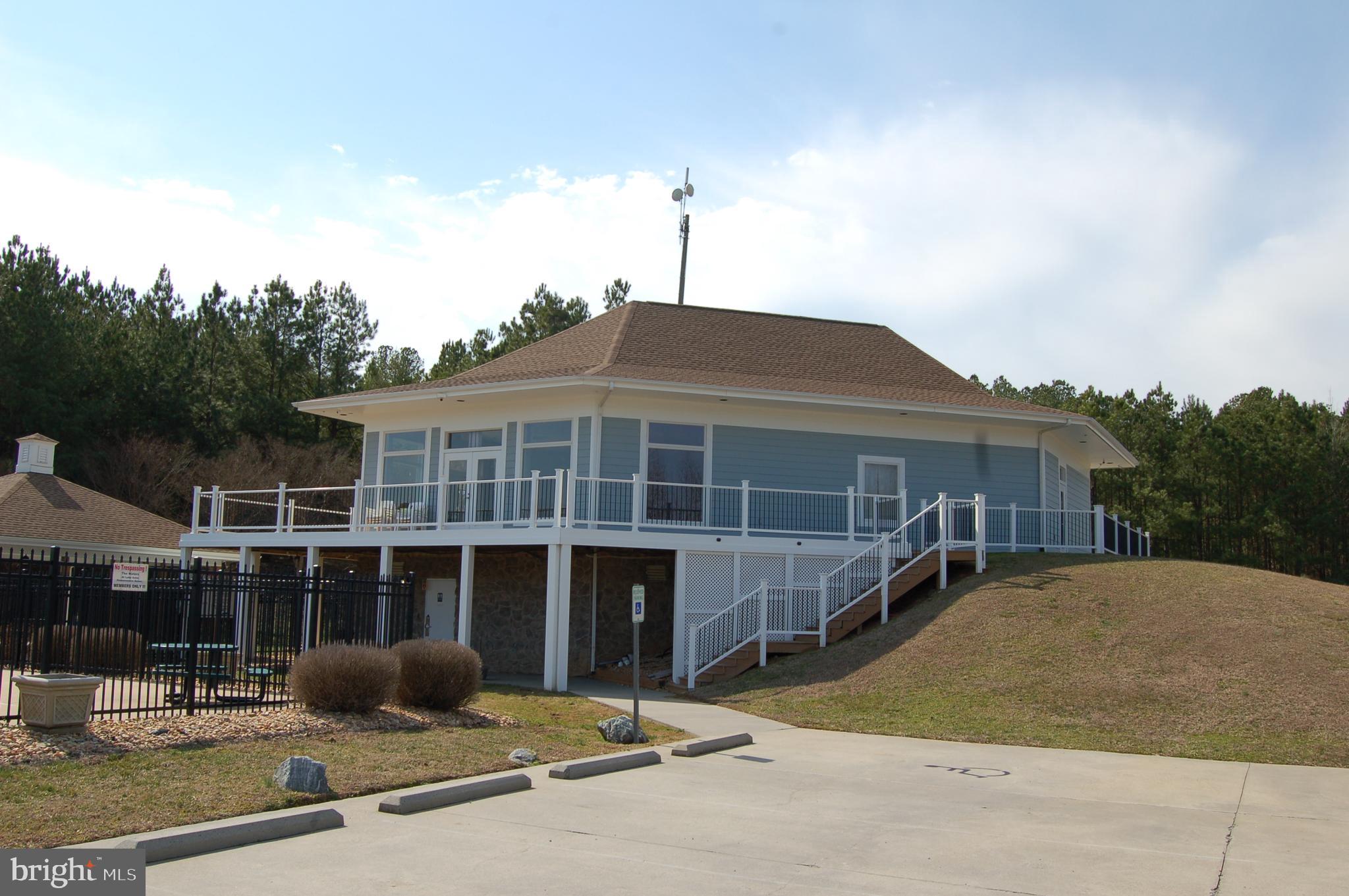 THE WATERS AT LAKE ANNA - Land