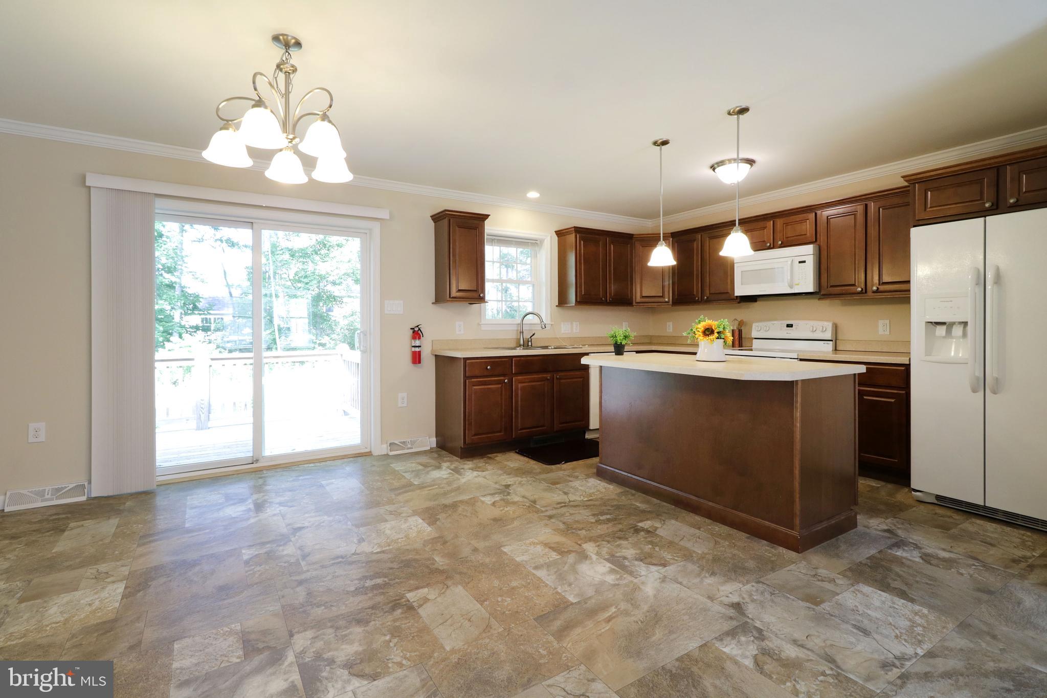 NITTANY GROVE - Residential