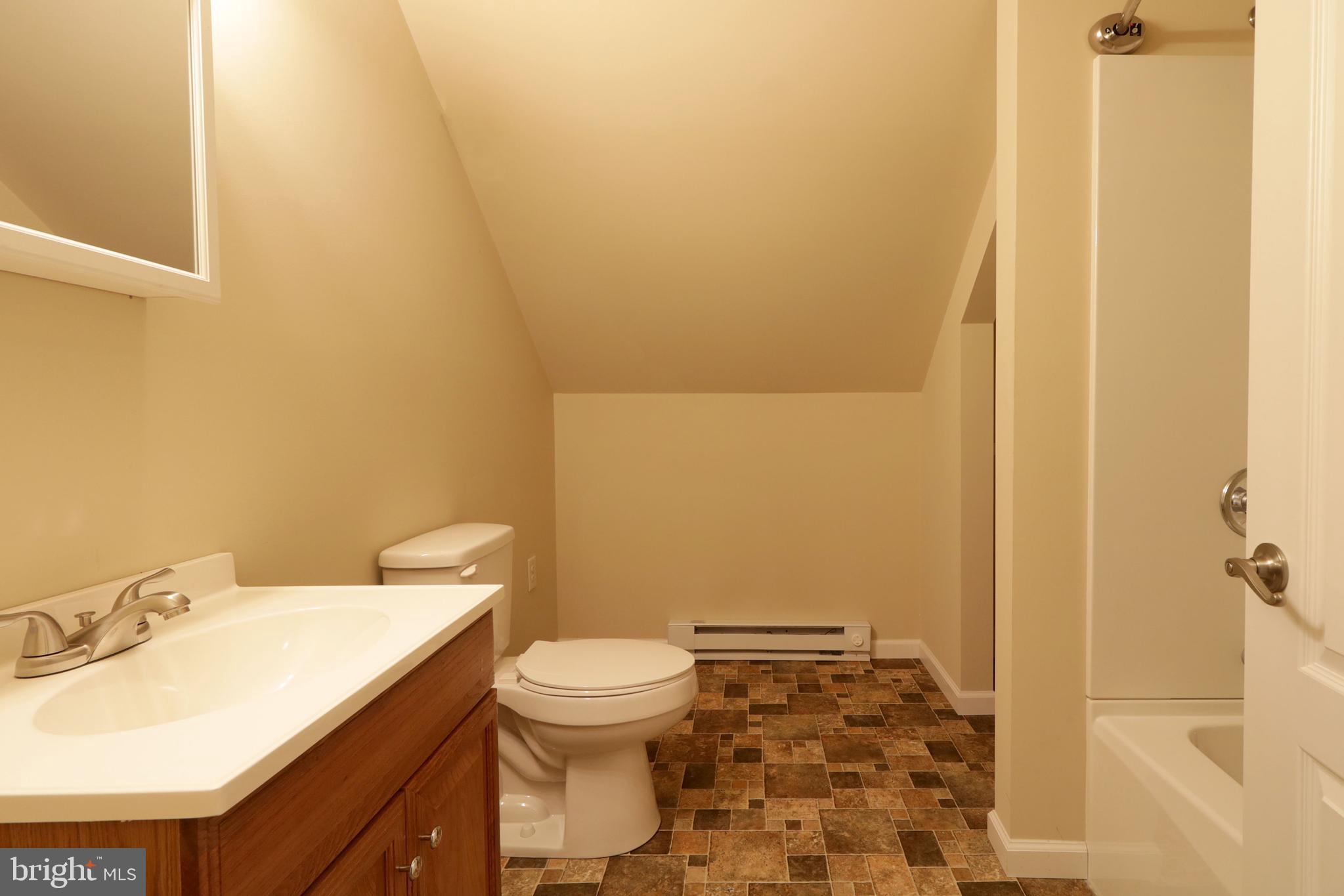 NITTANY GROVE - Residential