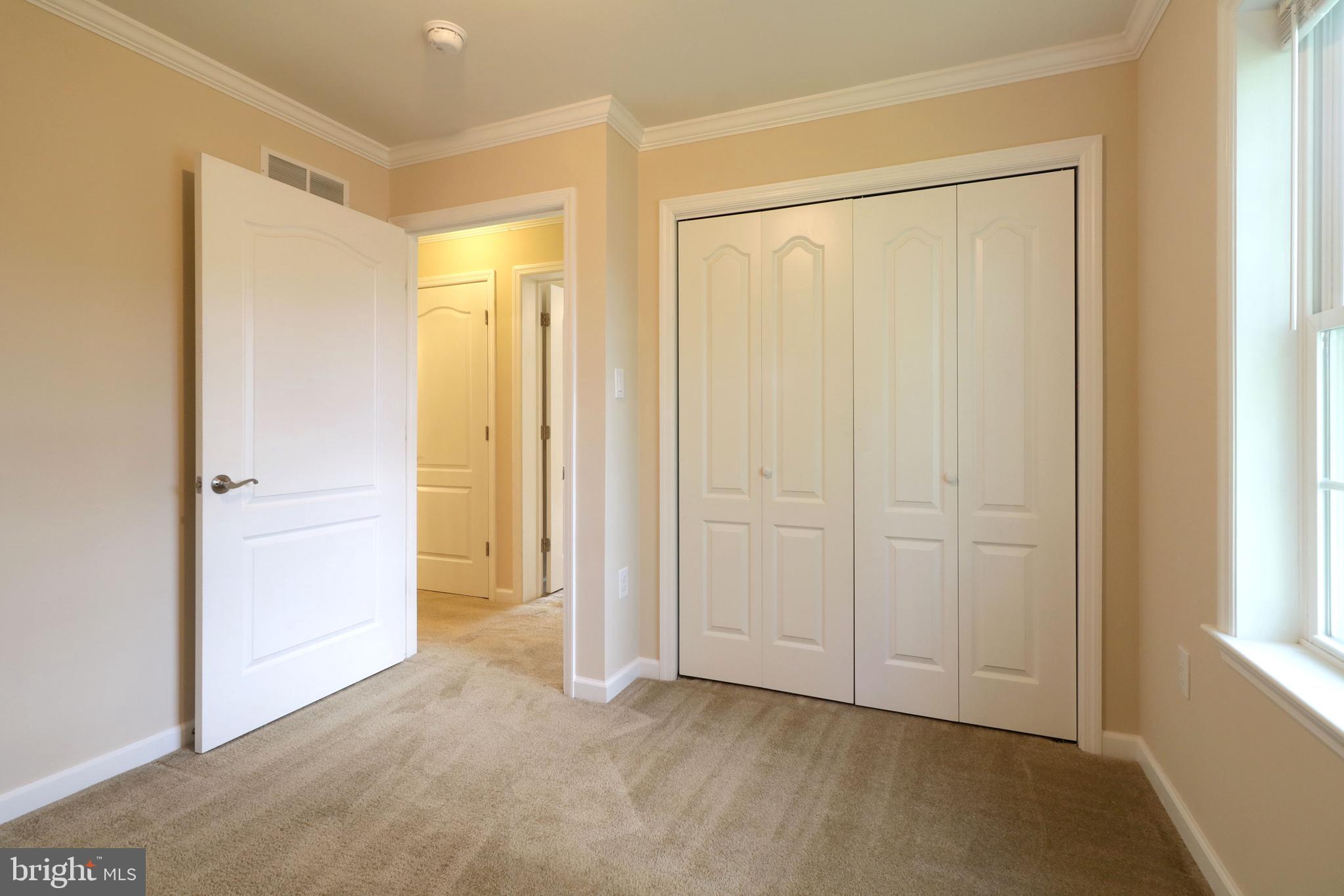 NITTANY GROVE - Residential