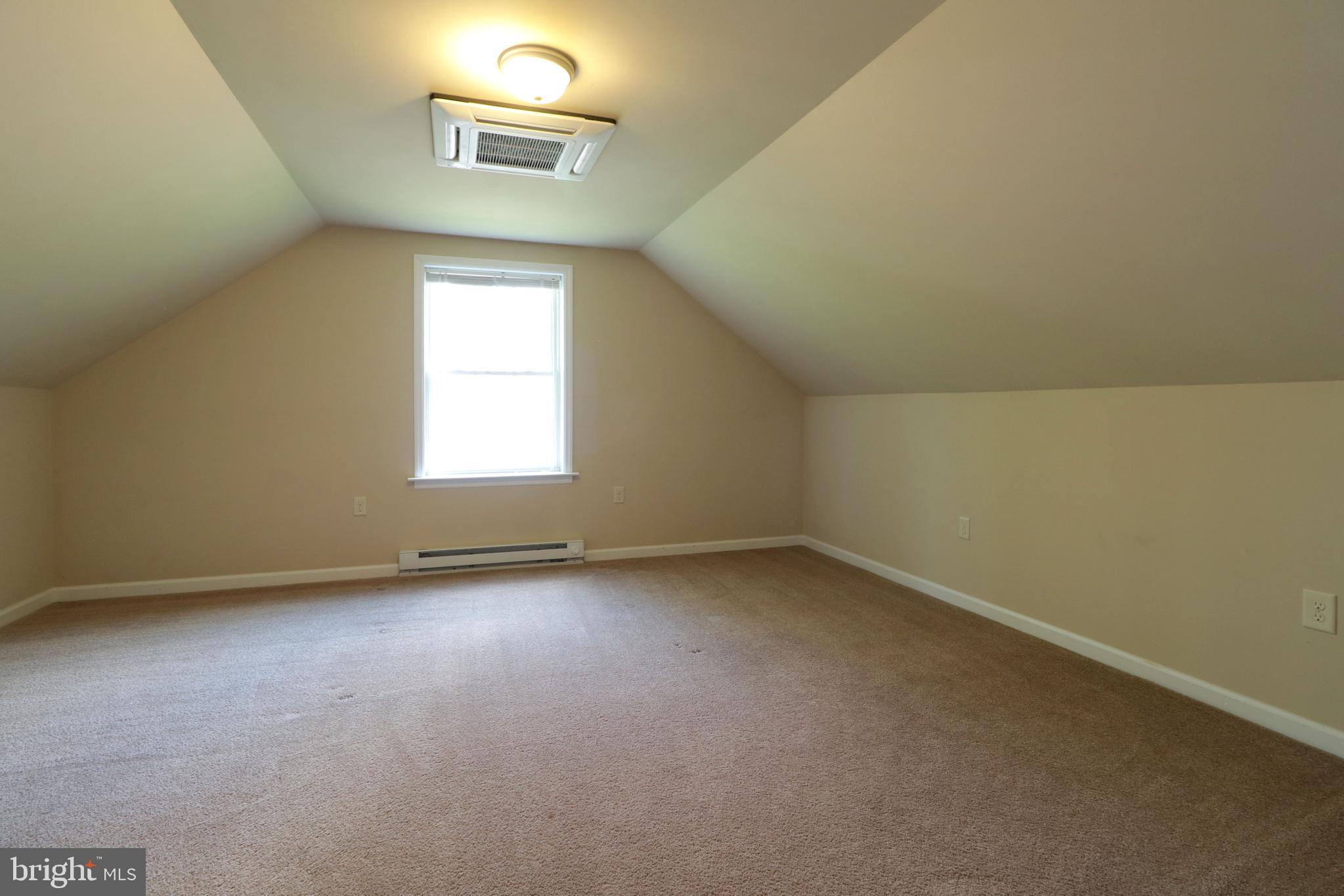 NITTANY GROVE - Residential