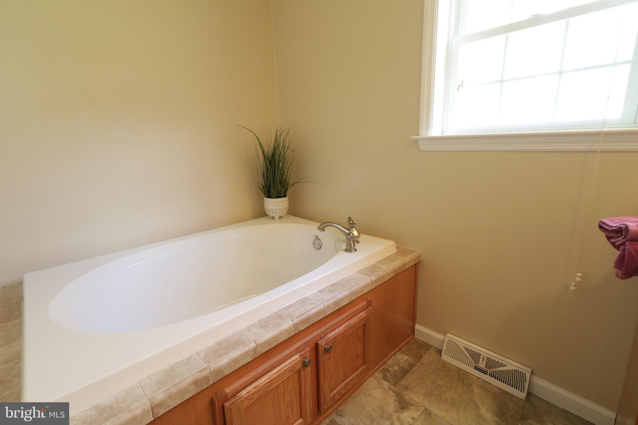 NITTANY GROVE - Residential