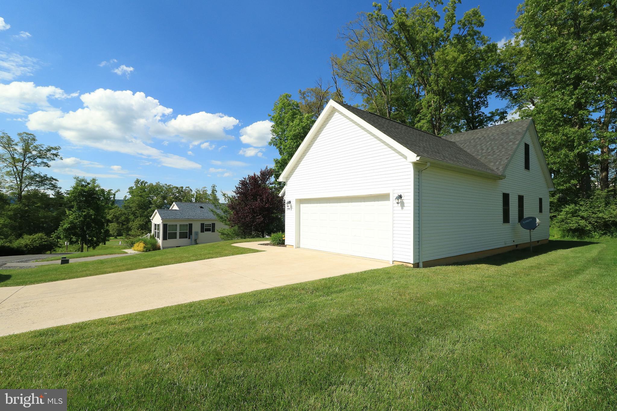 NITTANY GROVE - Residential