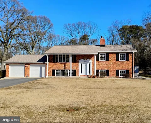 7881 Elizabeth Road, Pasadena, MD MLS: MDAA2104018