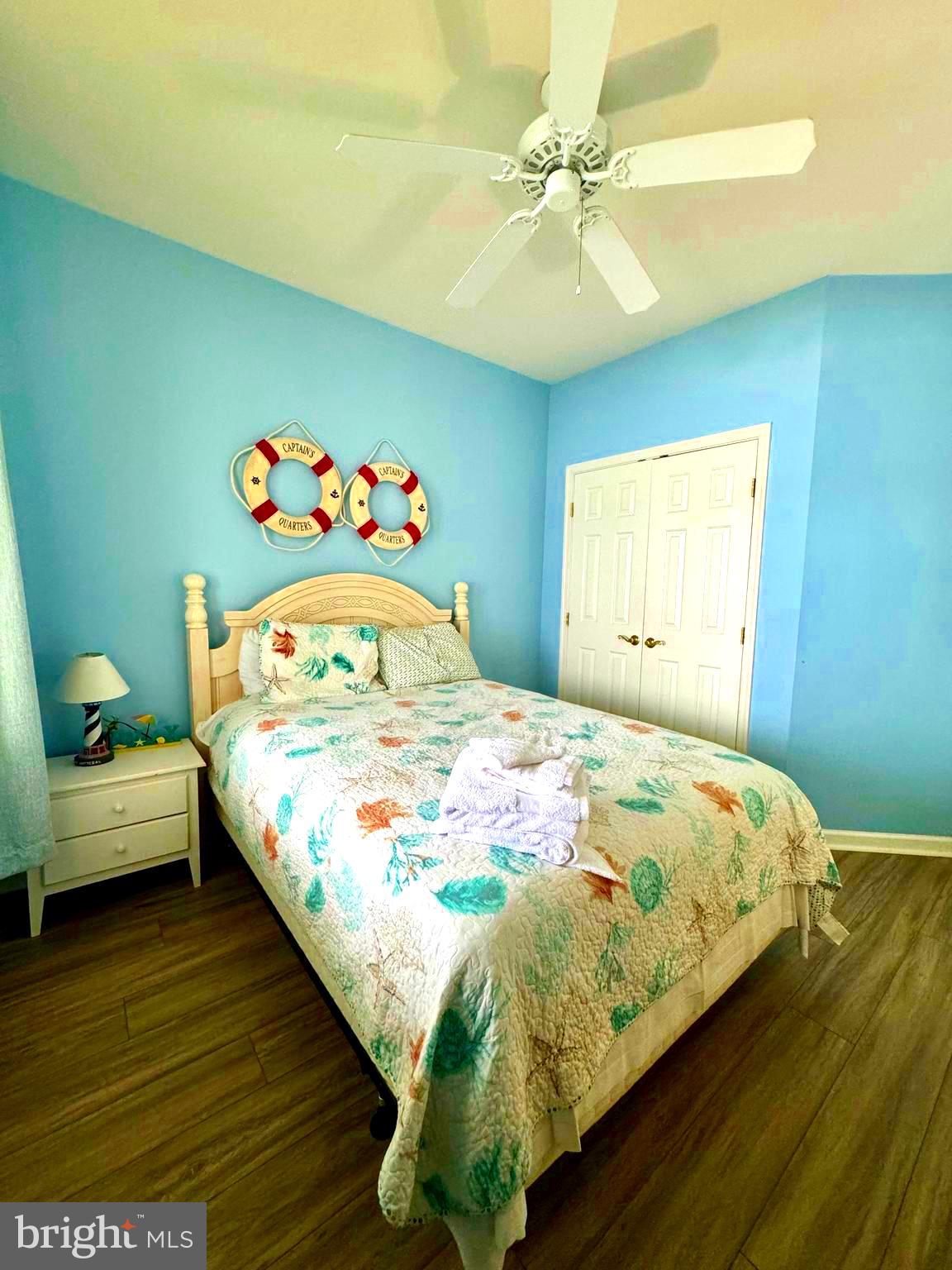 SUNSET ISLAND - Residential