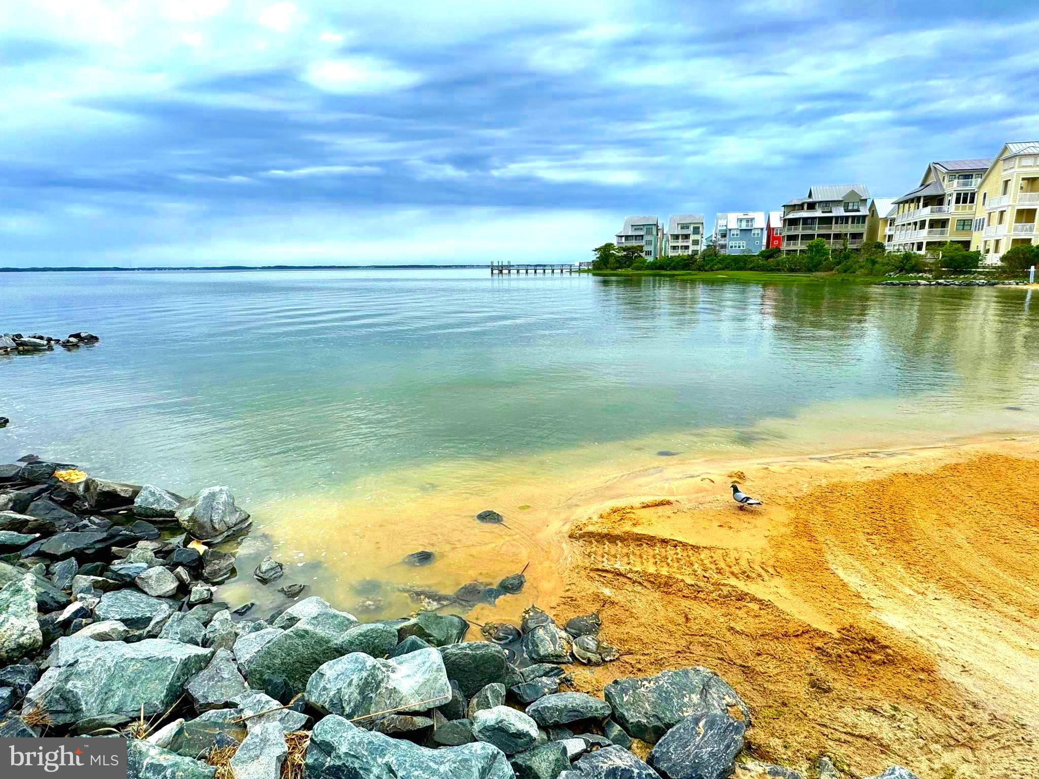 SUNSET ISLAND - Residential