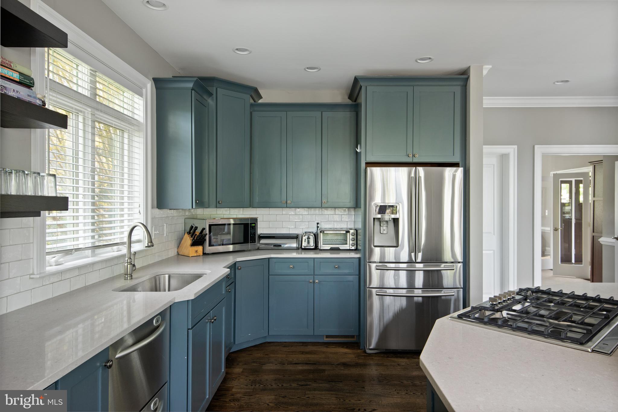 ANNAPOLIS COVE - Residential