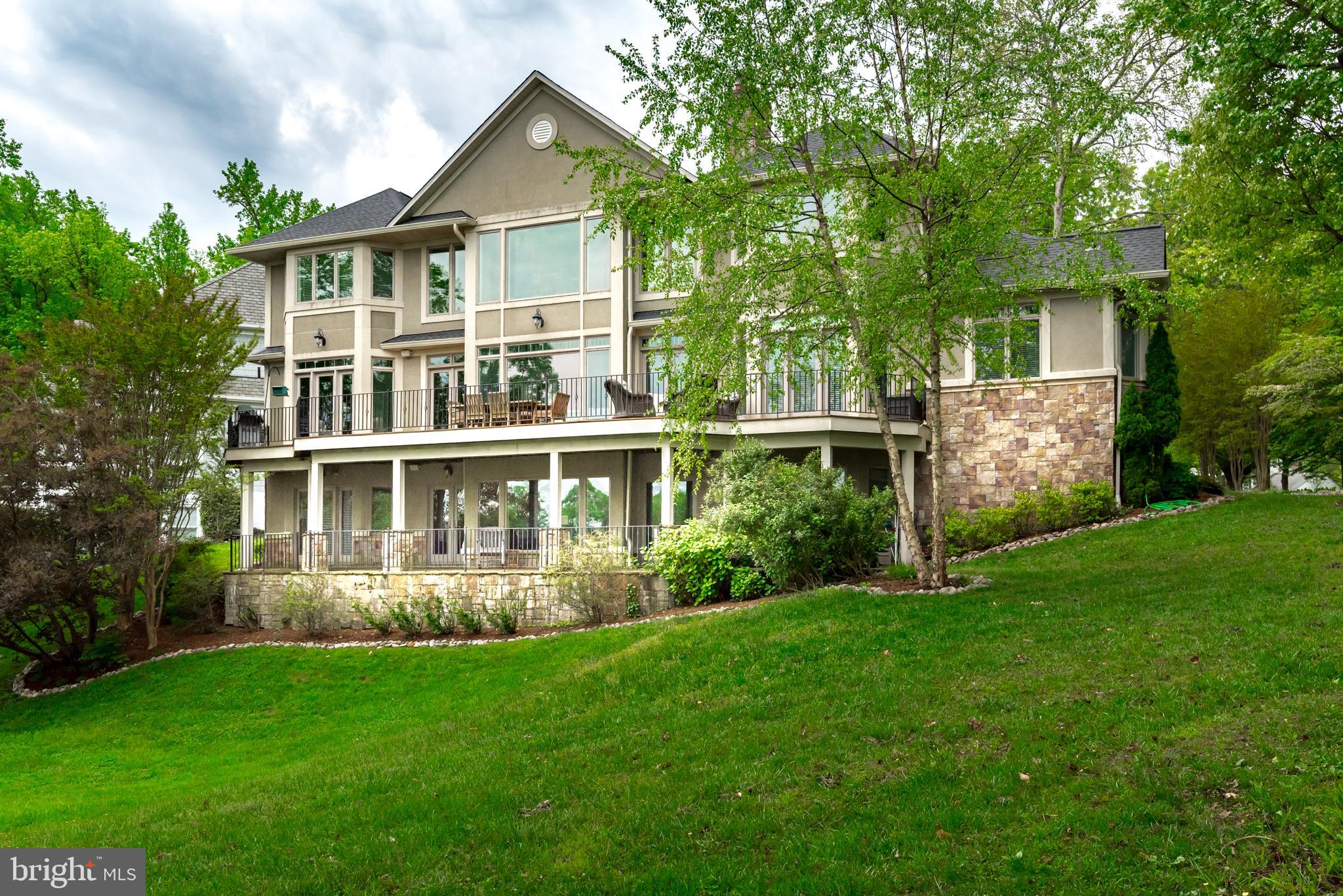 ANNAPOLIS COVE - Residential