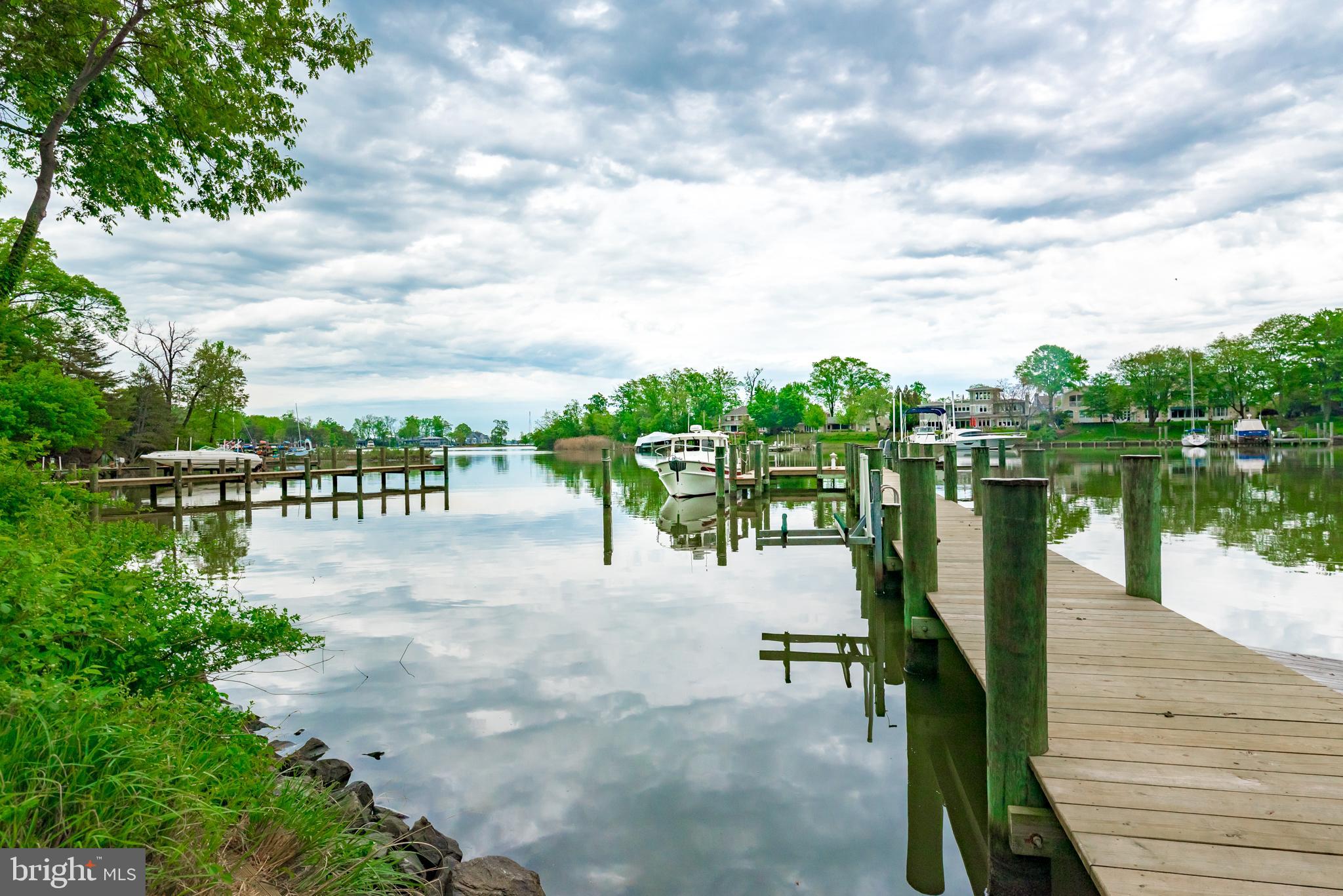 ANNAPOLIS COVE - Residential