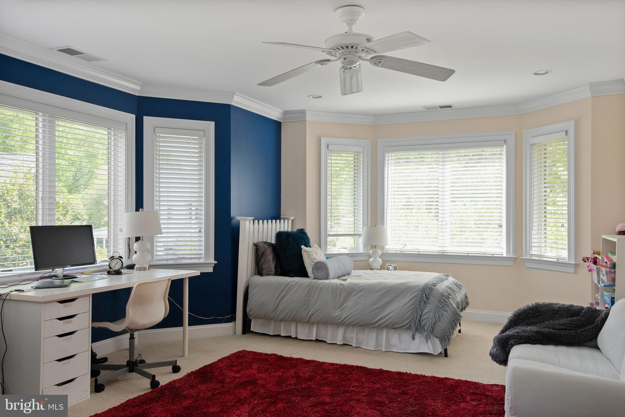 ANNAPOLIS COVE - Residential