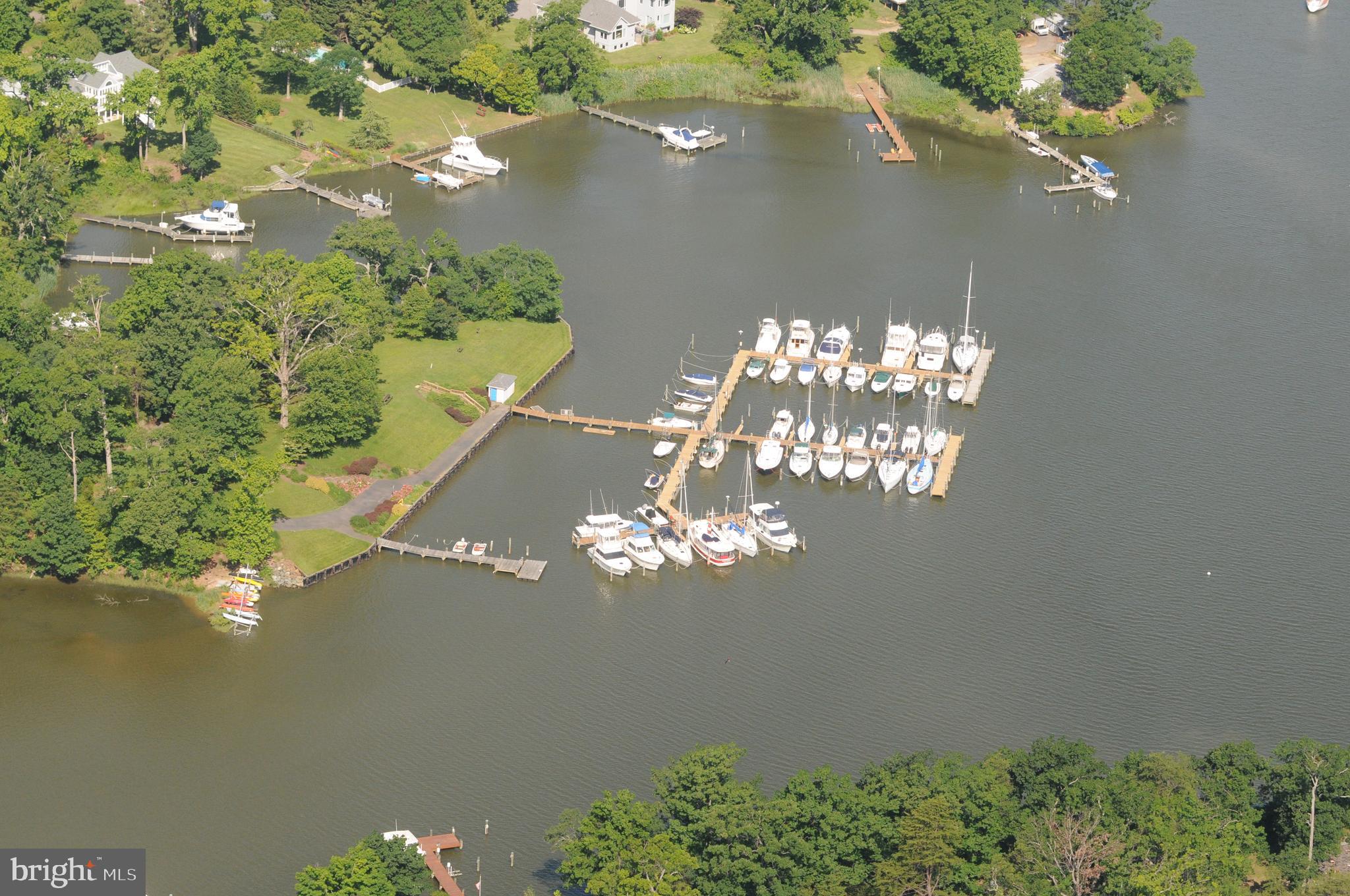 ANNAPOLIS COVE - Residential