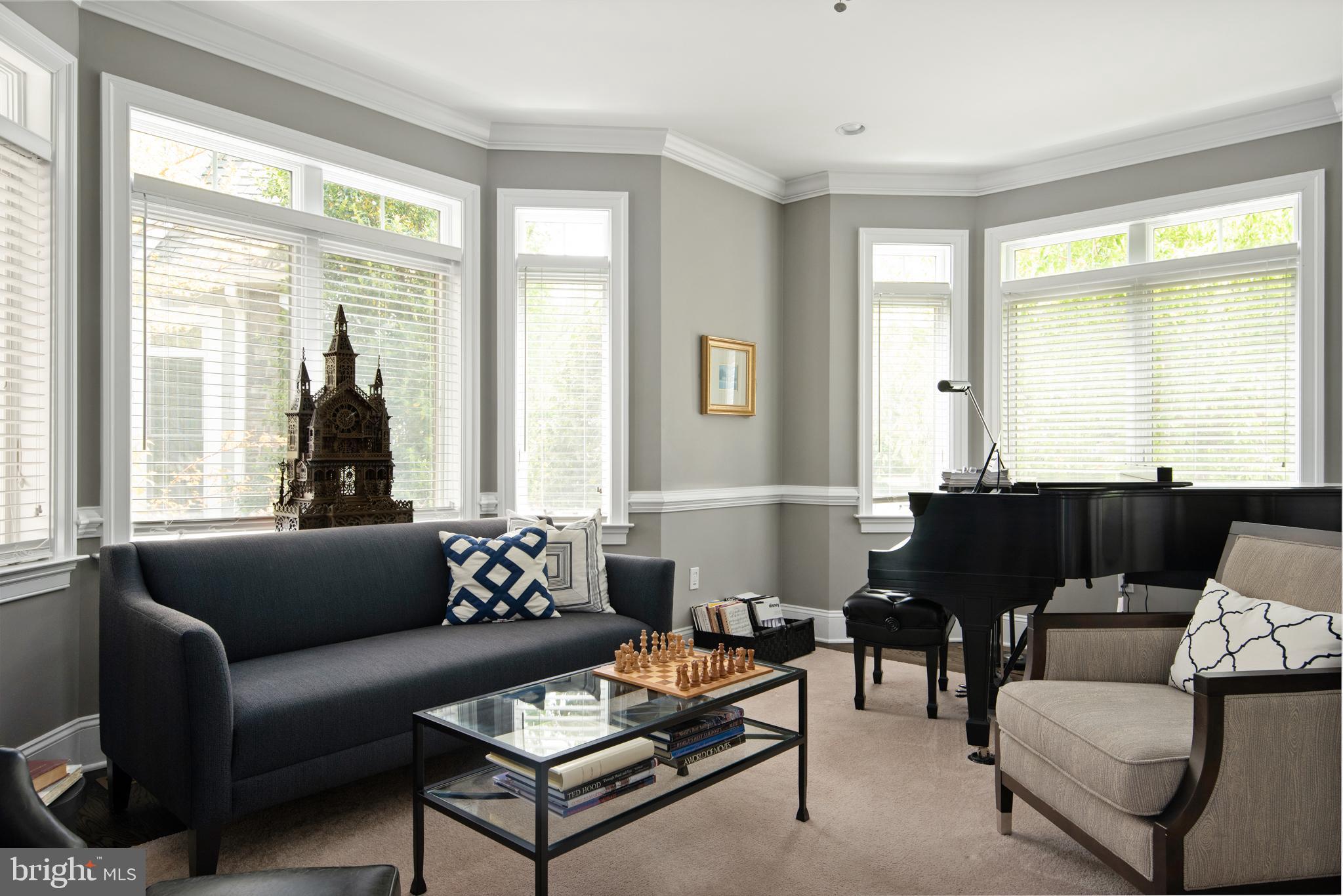 ANNAPOLIS COVE - Residential