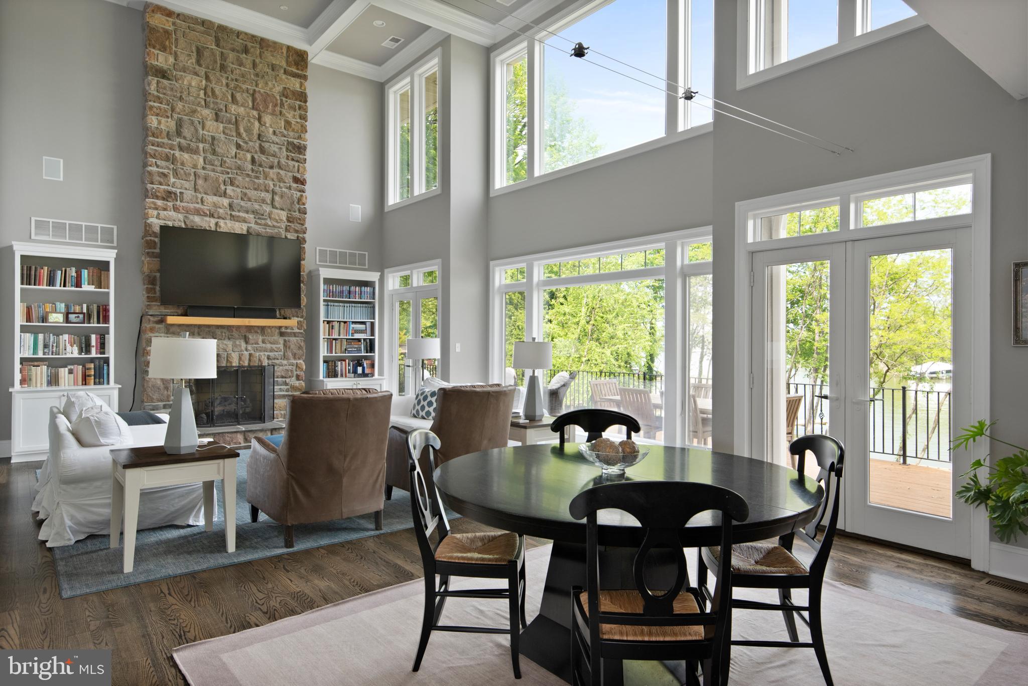 ANNAPOLIS COVE - Residential