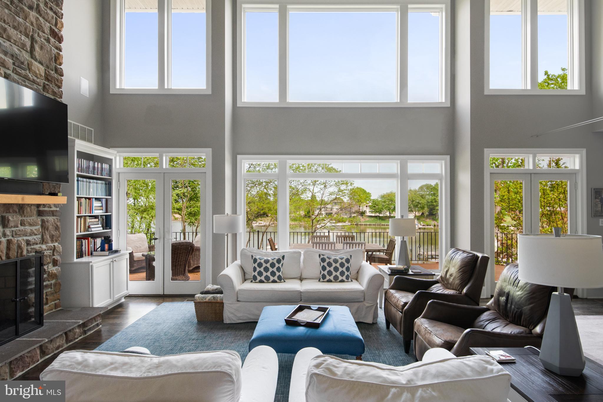 ANNAPOLIS COVE - Residential