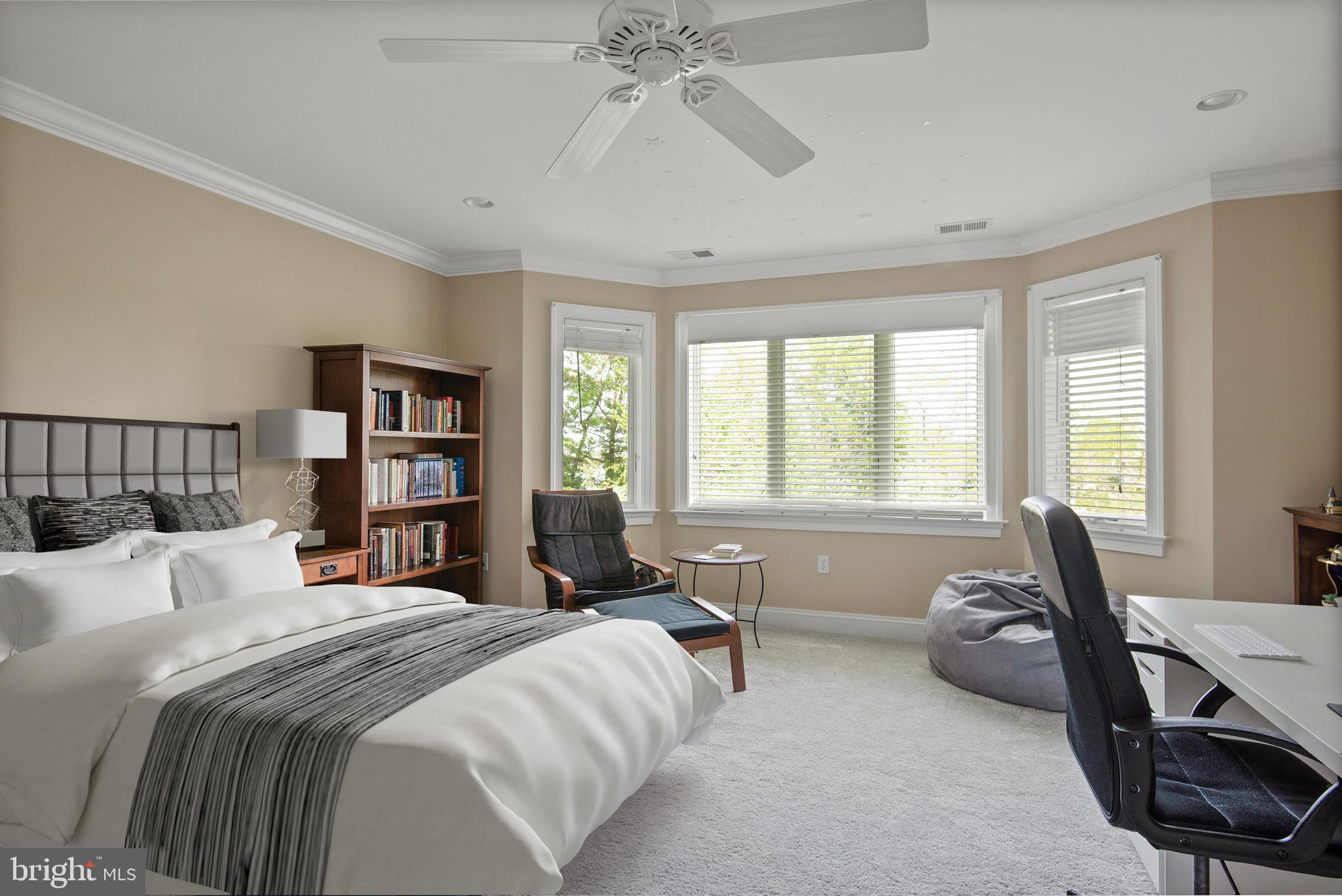 ANNAPOLIS COVE - Residential