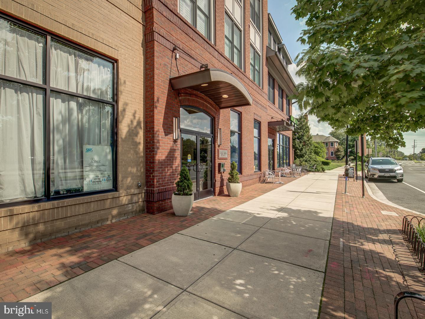 1107 S WALTER REED DRIVE 302