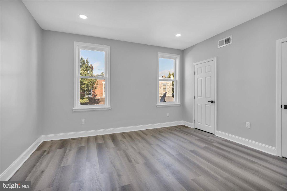 WEST PHILADELPHIA - Residential