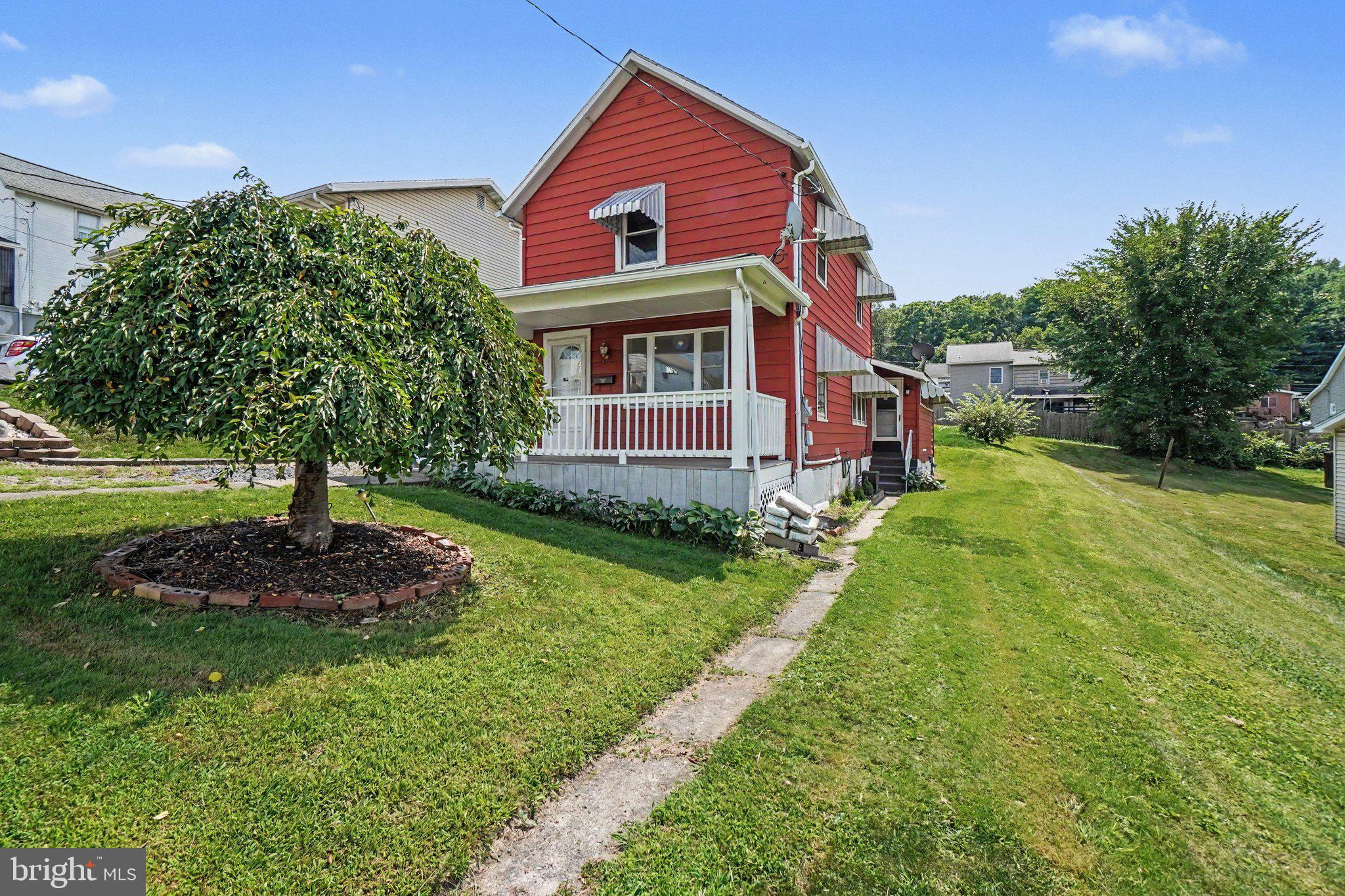 18 GRUVER STREET