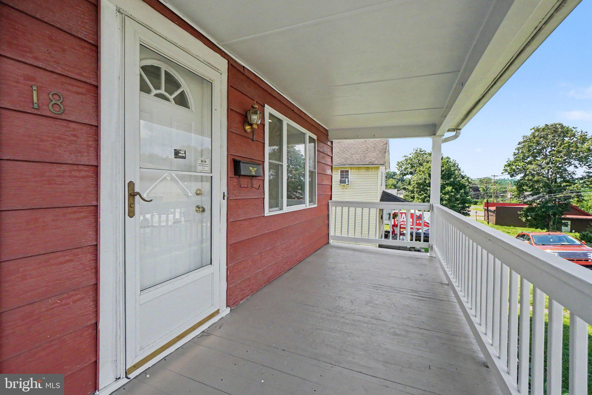 18 GRUVER STREET