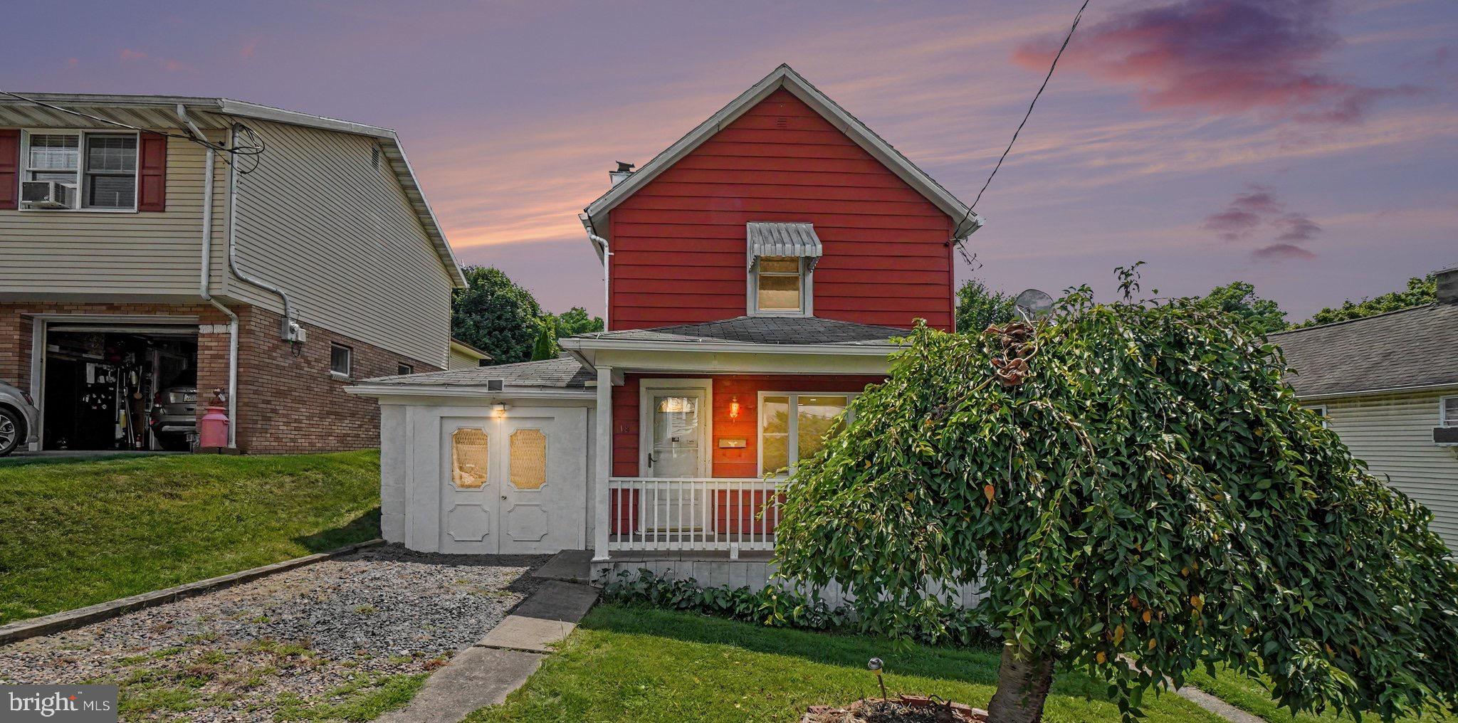 18 GRUVER STREET