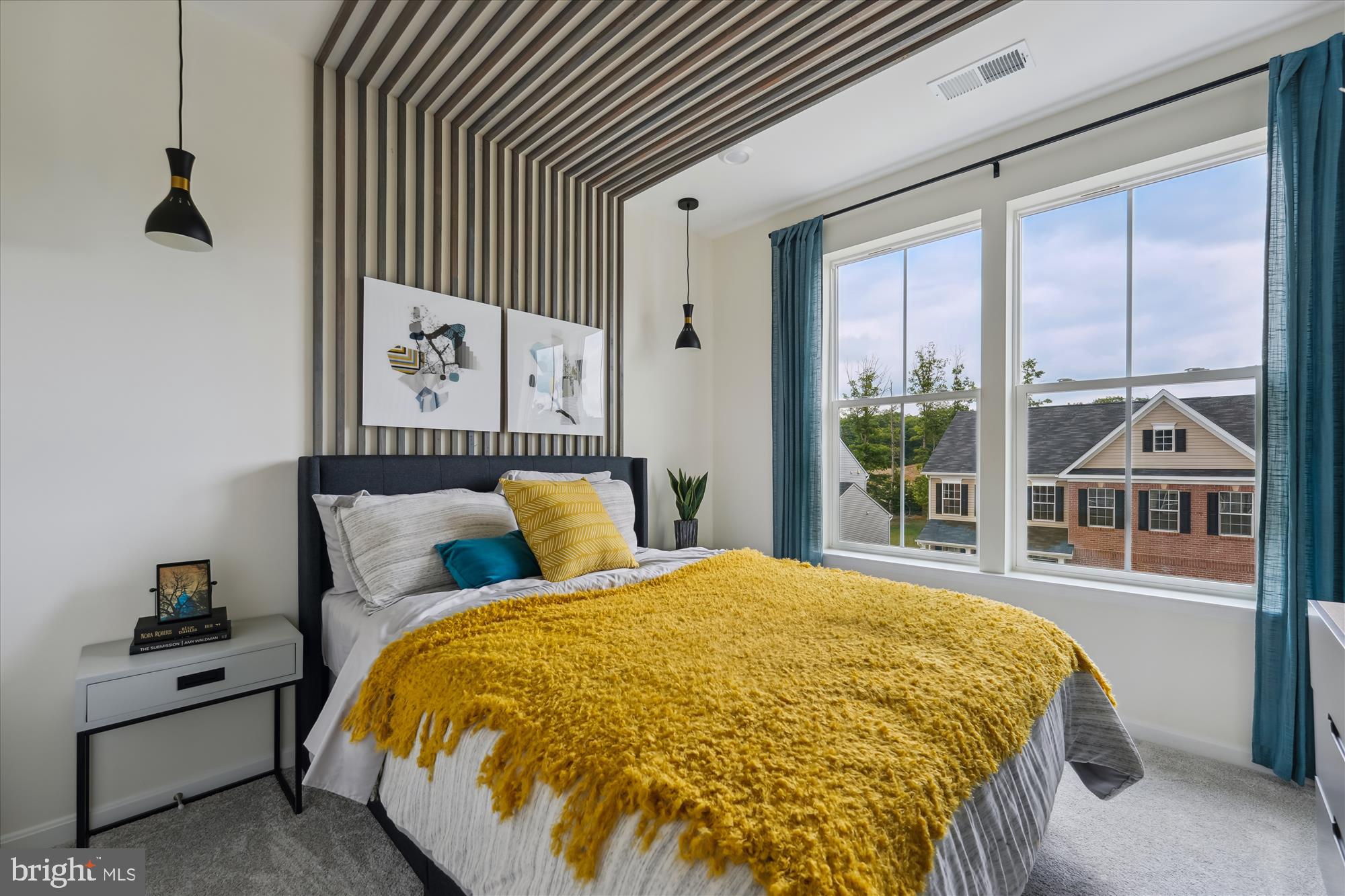 SIGNATURE CLUB - Residential