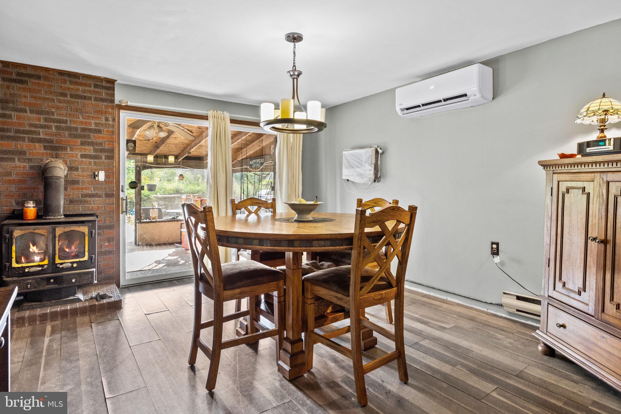 CORNWELL HGTS - Residential