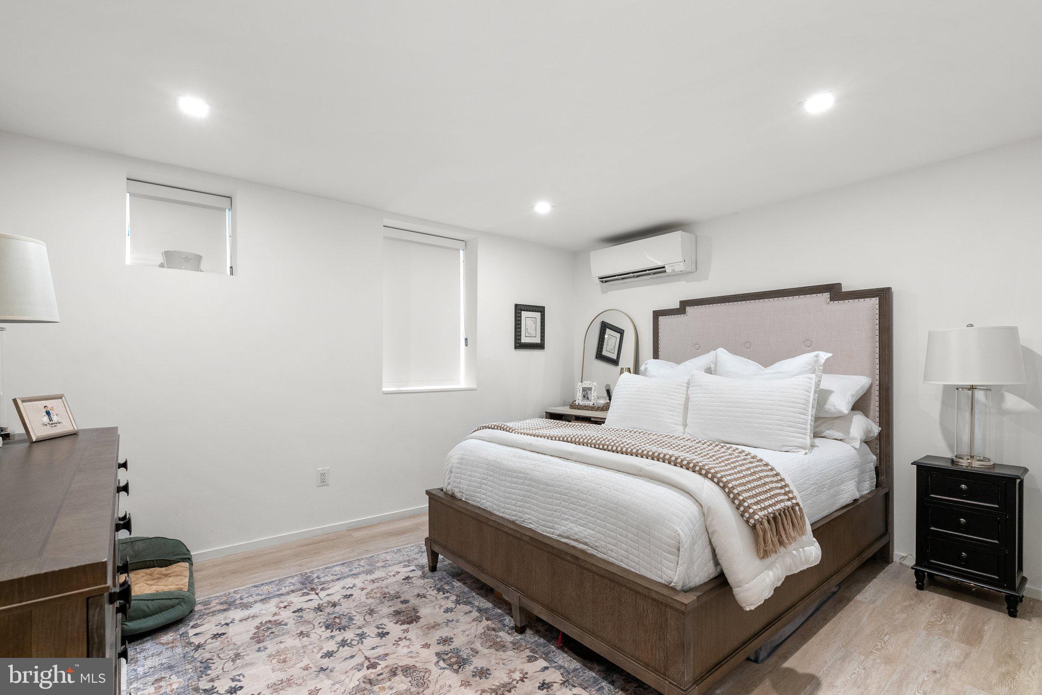 OBSERVATORY CIRCLE - Residential