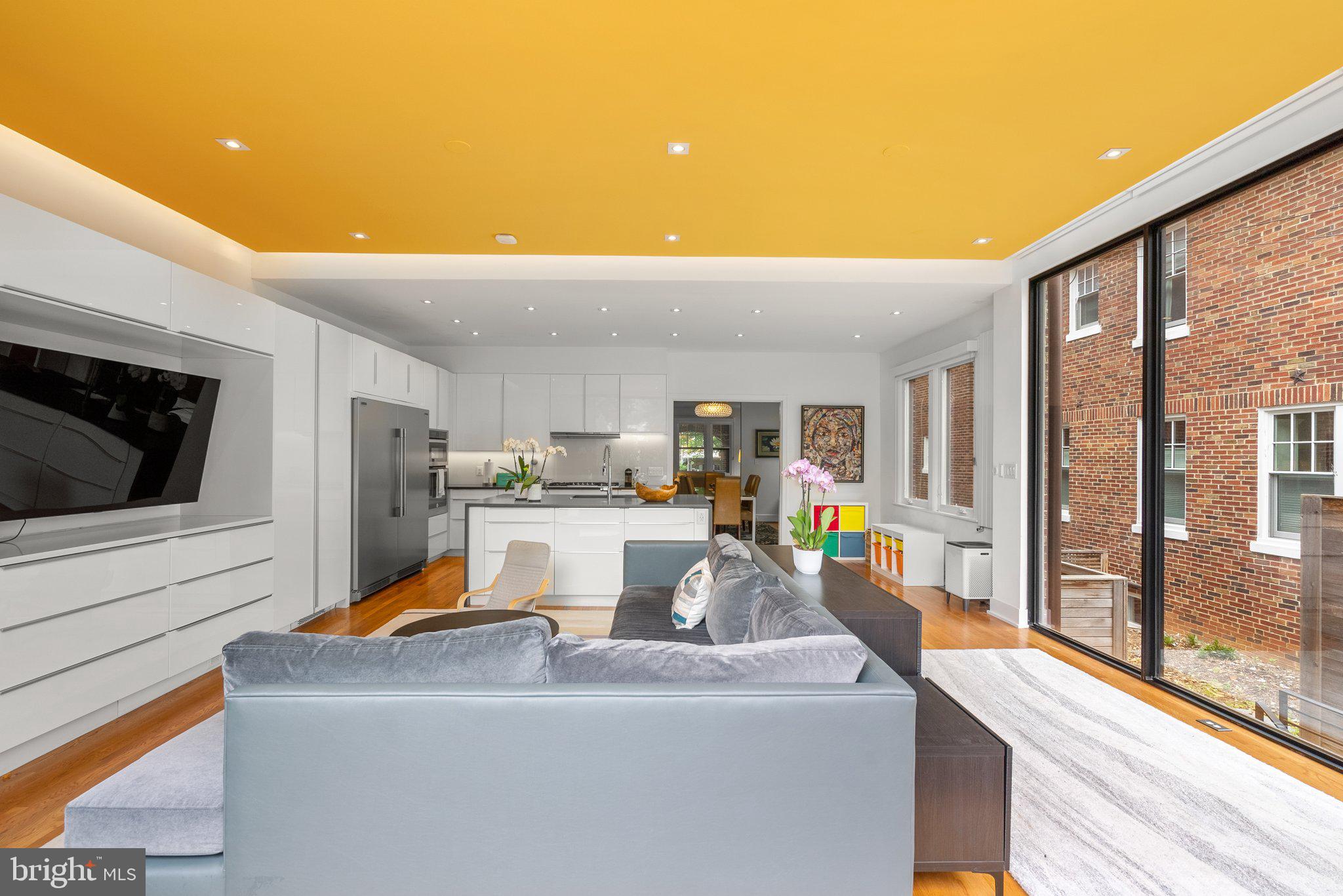 OBSERVATORY CIRCLE - Residential