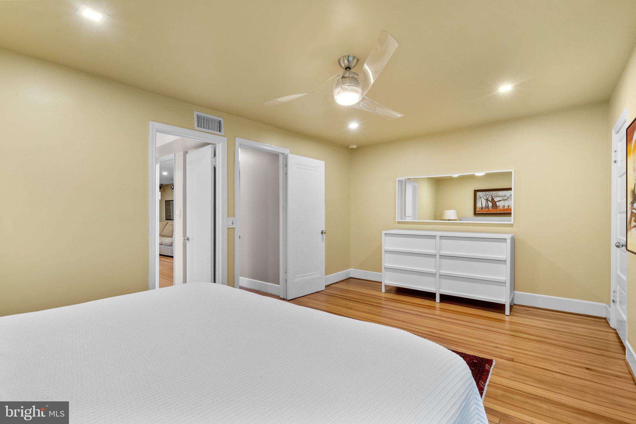 OBSERVATORY CIRCLE - Residential