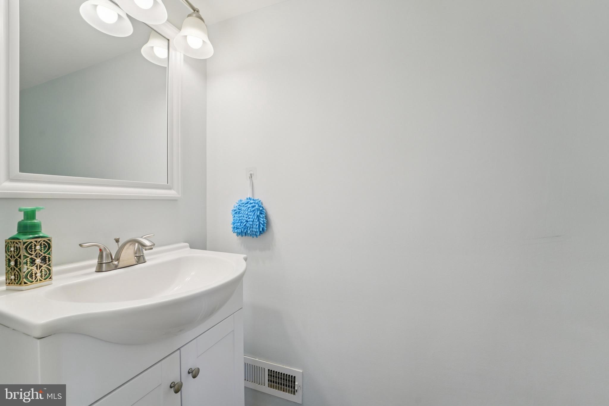 SHETLAND HILLS - Residential