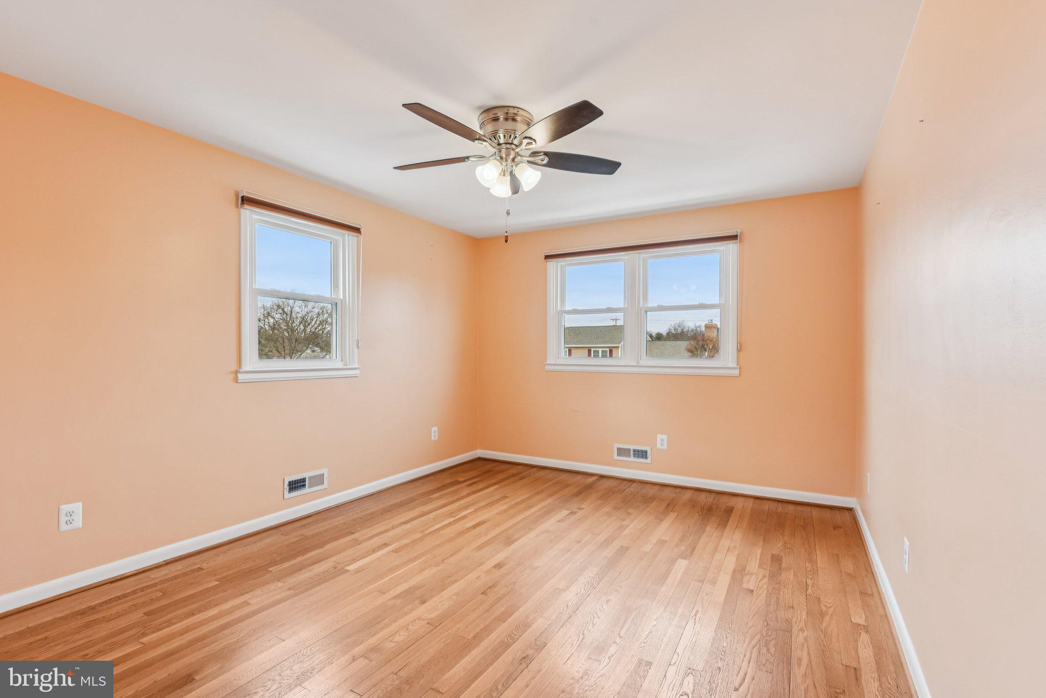 SHETLAND HILLS - Residential