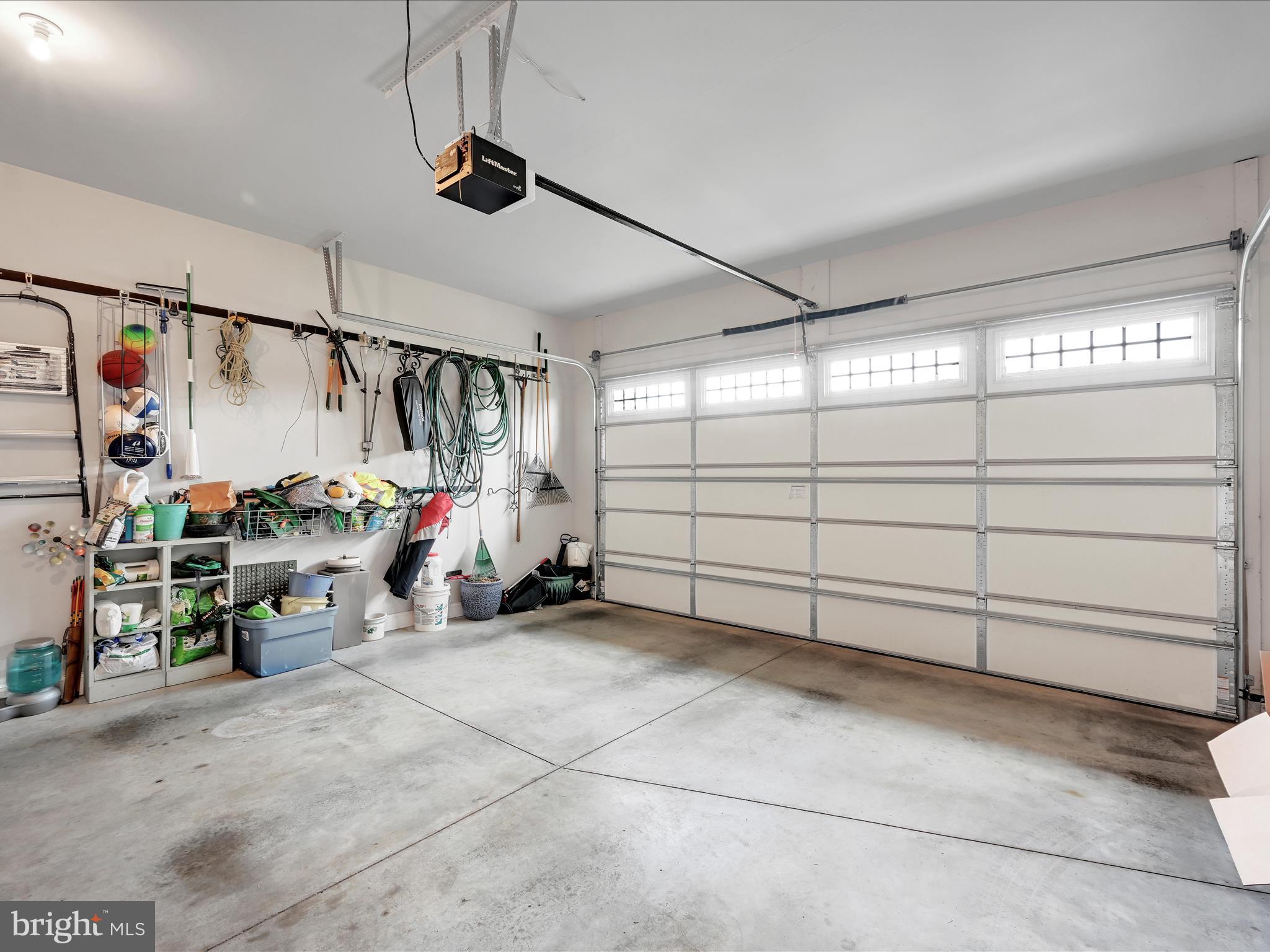 VILLAS AT ELM TREE - Residential