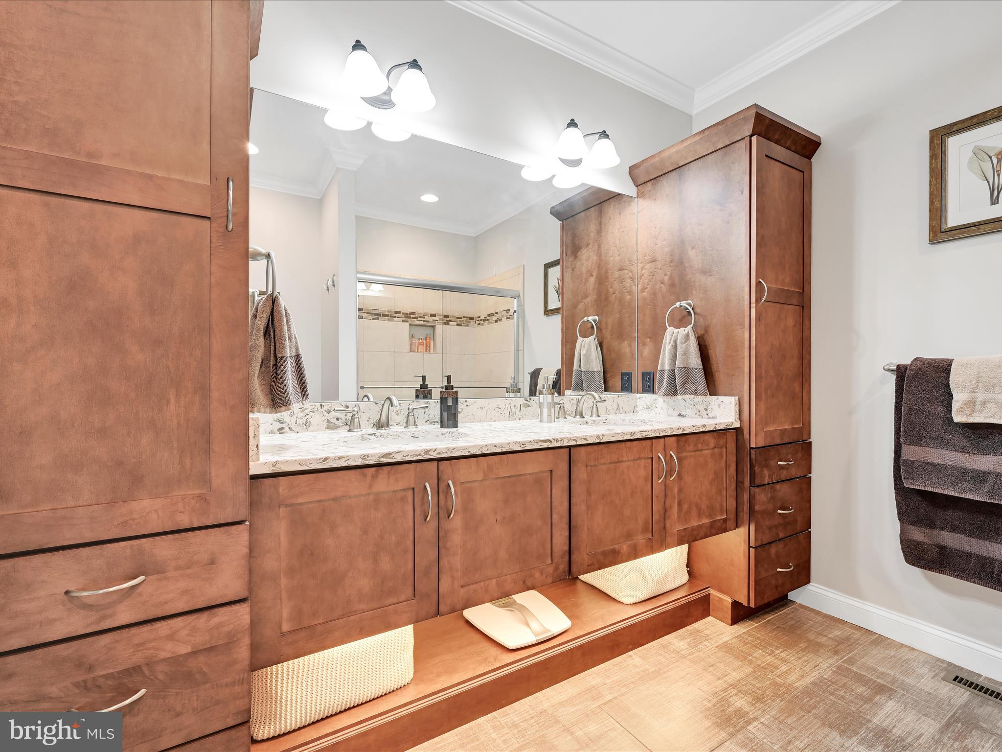 VILLAS AT ELM TREE - Residential