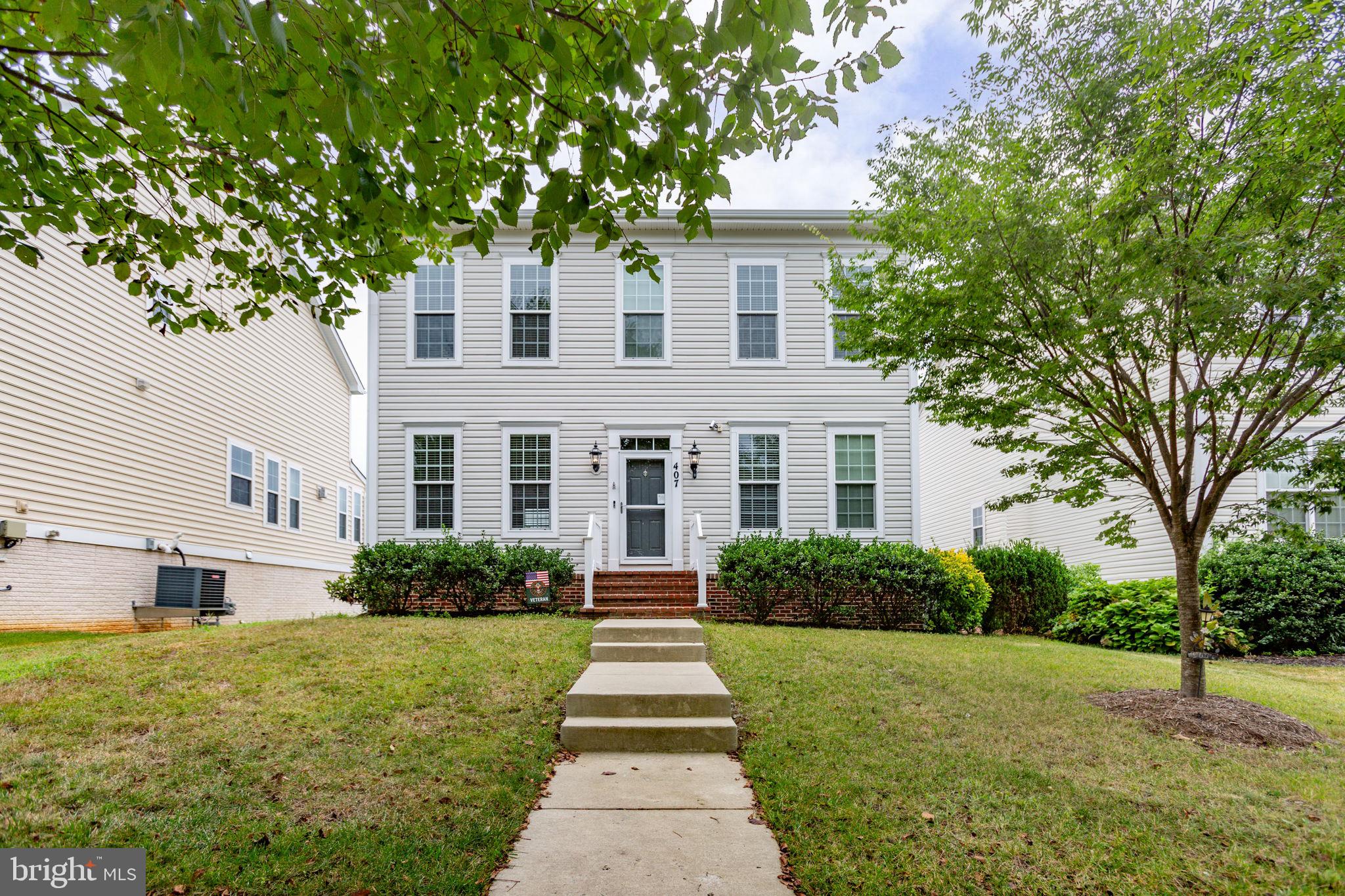 407 APRICOT STREET