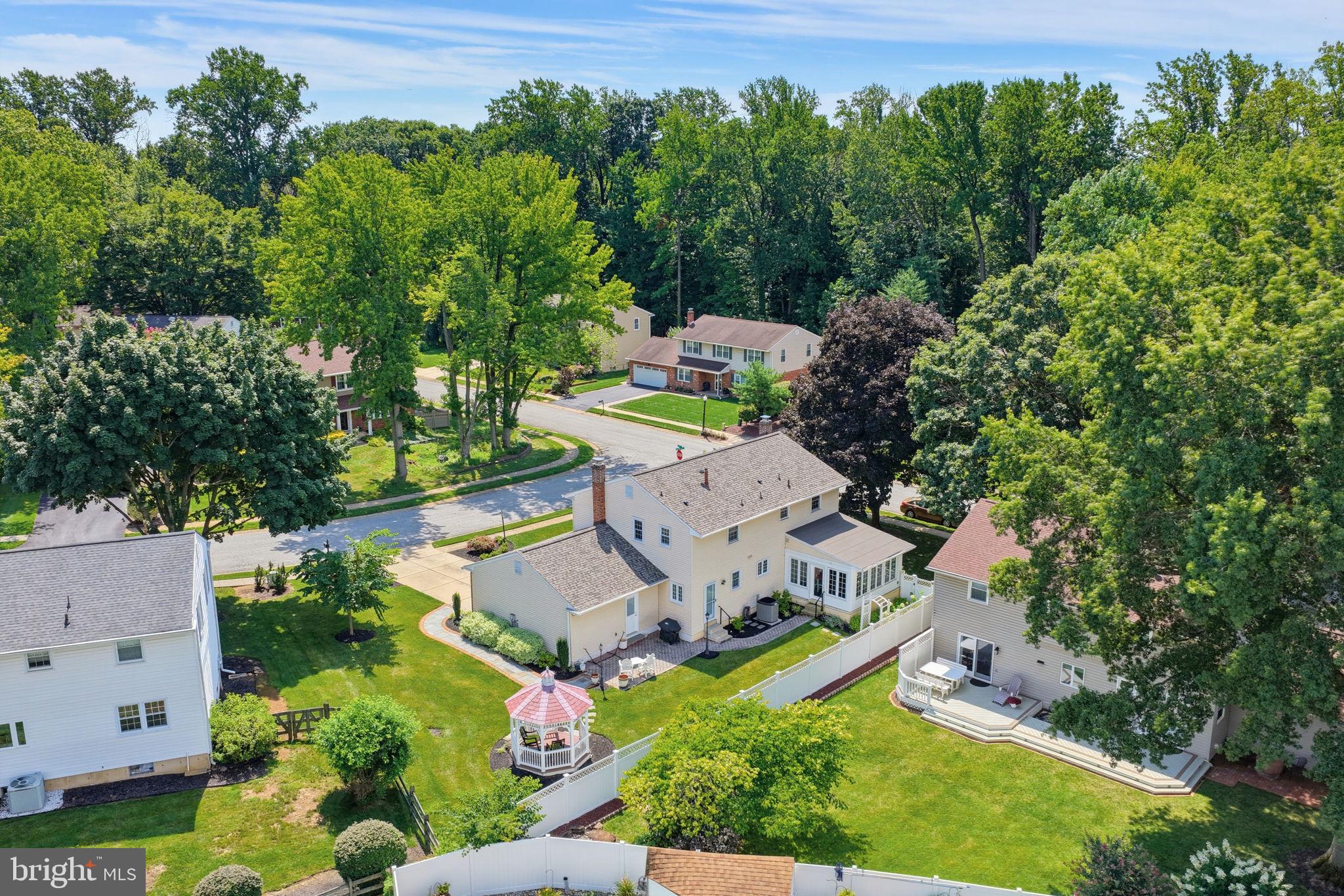 2301 BEACON HILL DRIVE